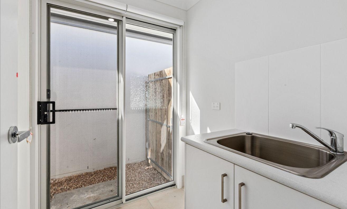 33 Liberty Drive, FLAGSTONE, QLD 4280 - House for Rent - harcourts.net