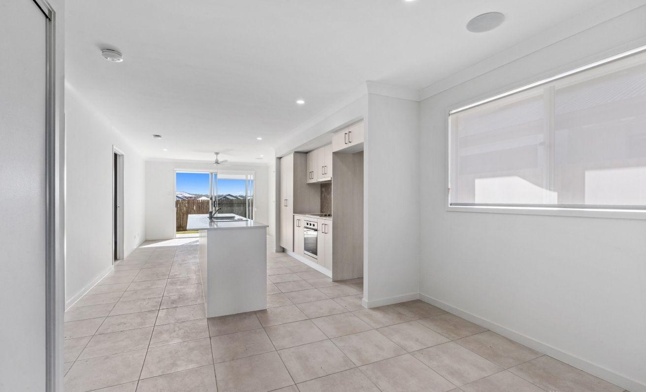 33 Liberty Drive, FLAGSTONE, QLD 4280 - House for Rent - harcourts.net