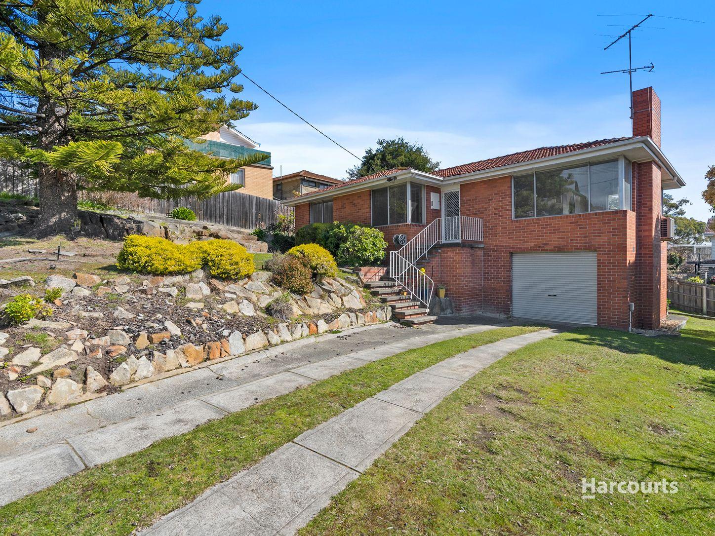 Prop-GPT: House: TAS Lindisfarne, TAS 7015 Tasmania 7015