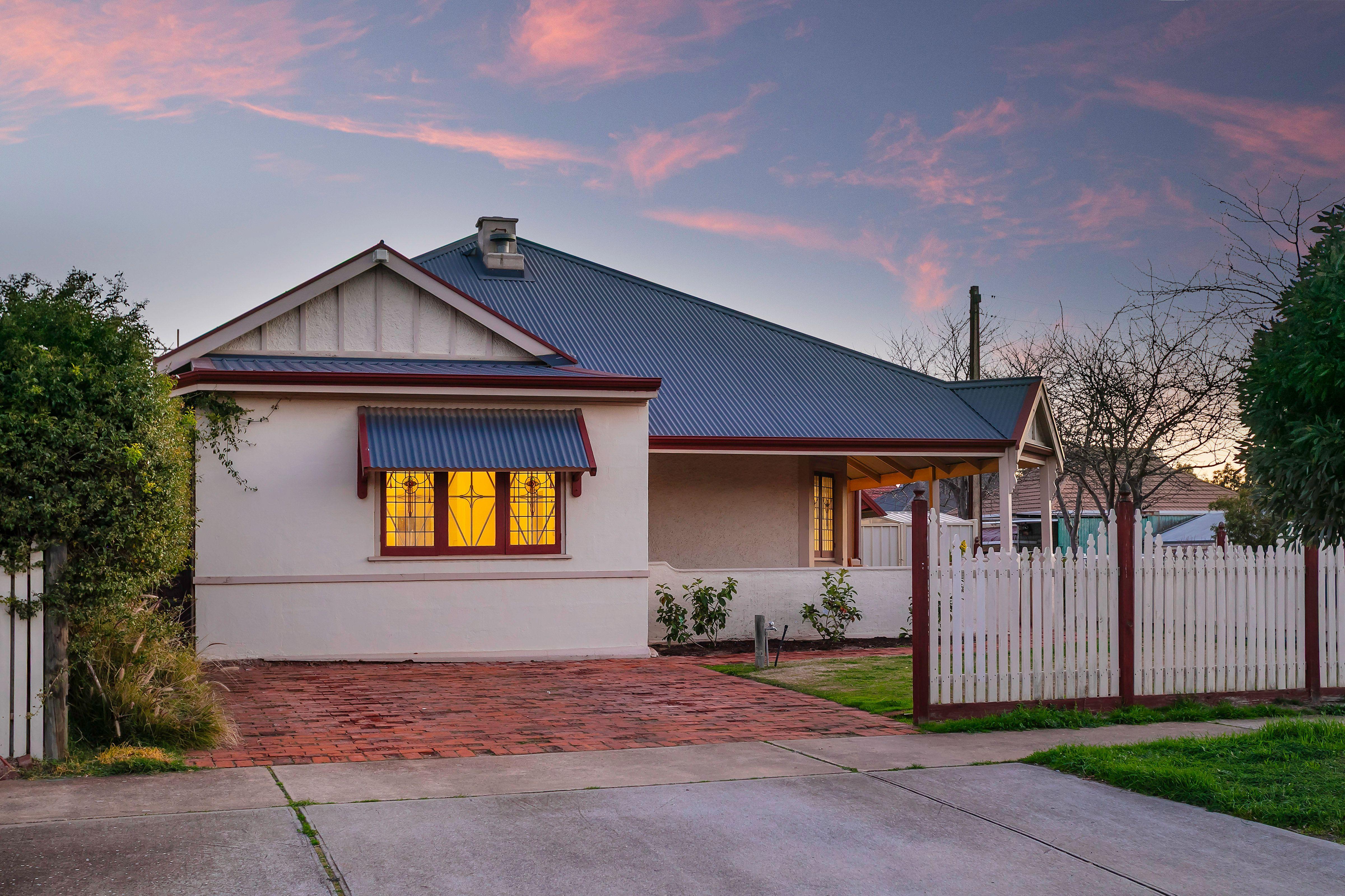Character home in Alberton