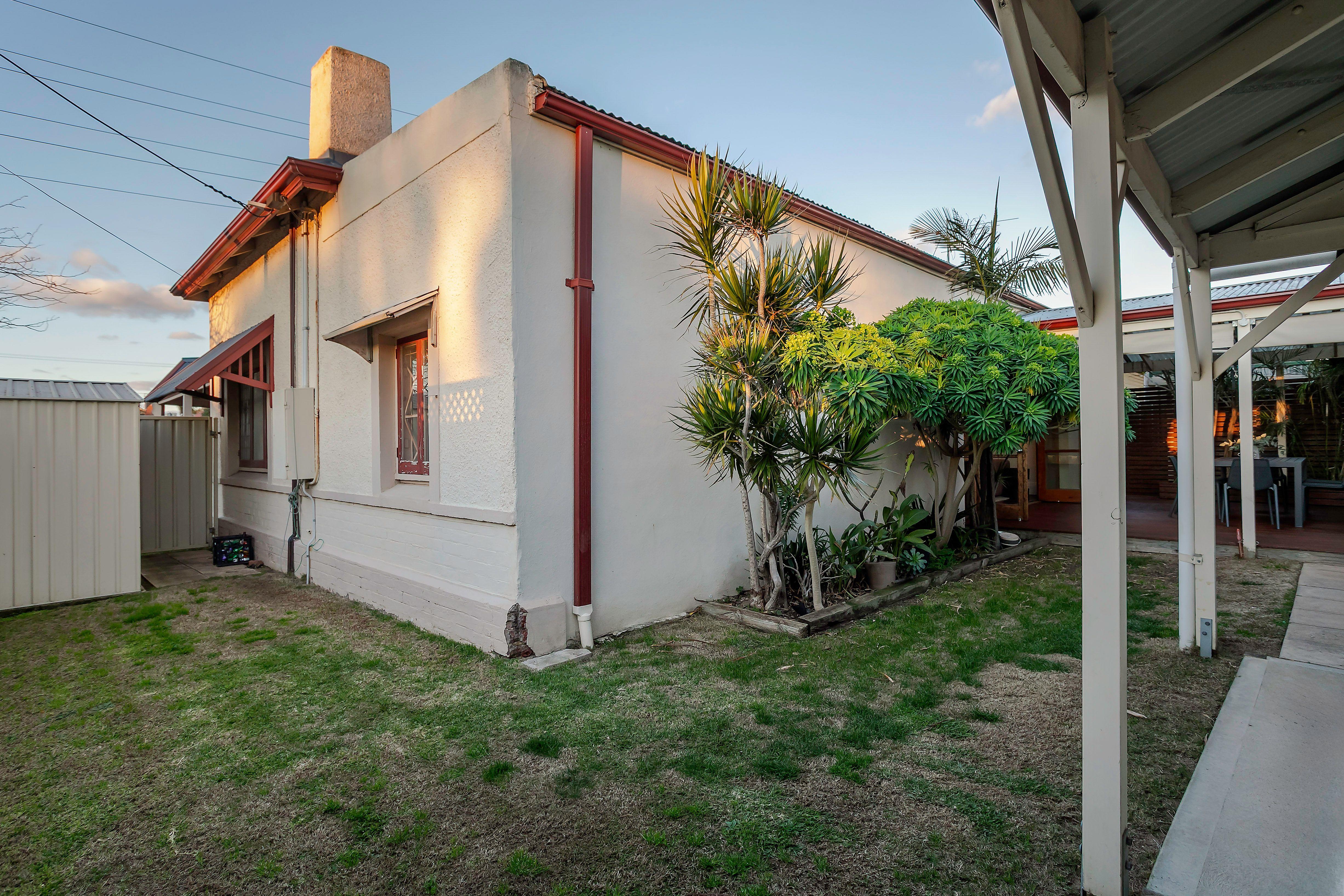 Character home in Alberton