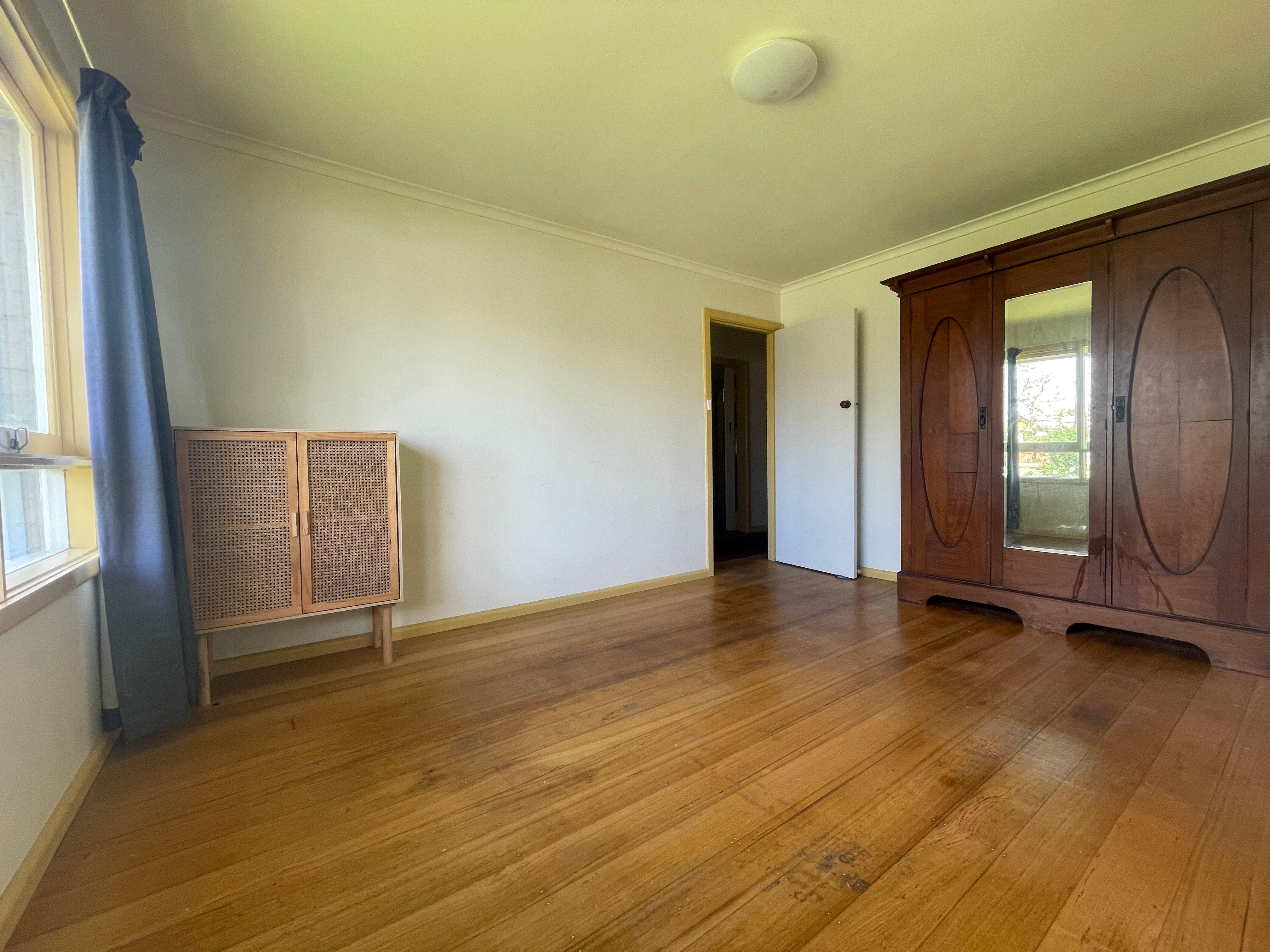 Charming Sunbury Gem in Prime Location