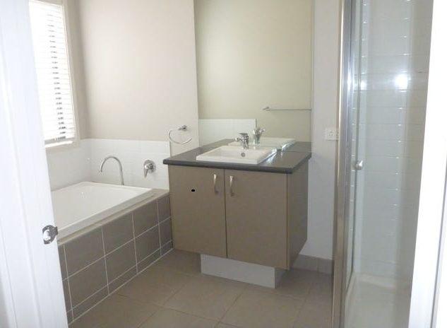 House for Rent: West Wodonga, VIC 3690, VIC, 3690