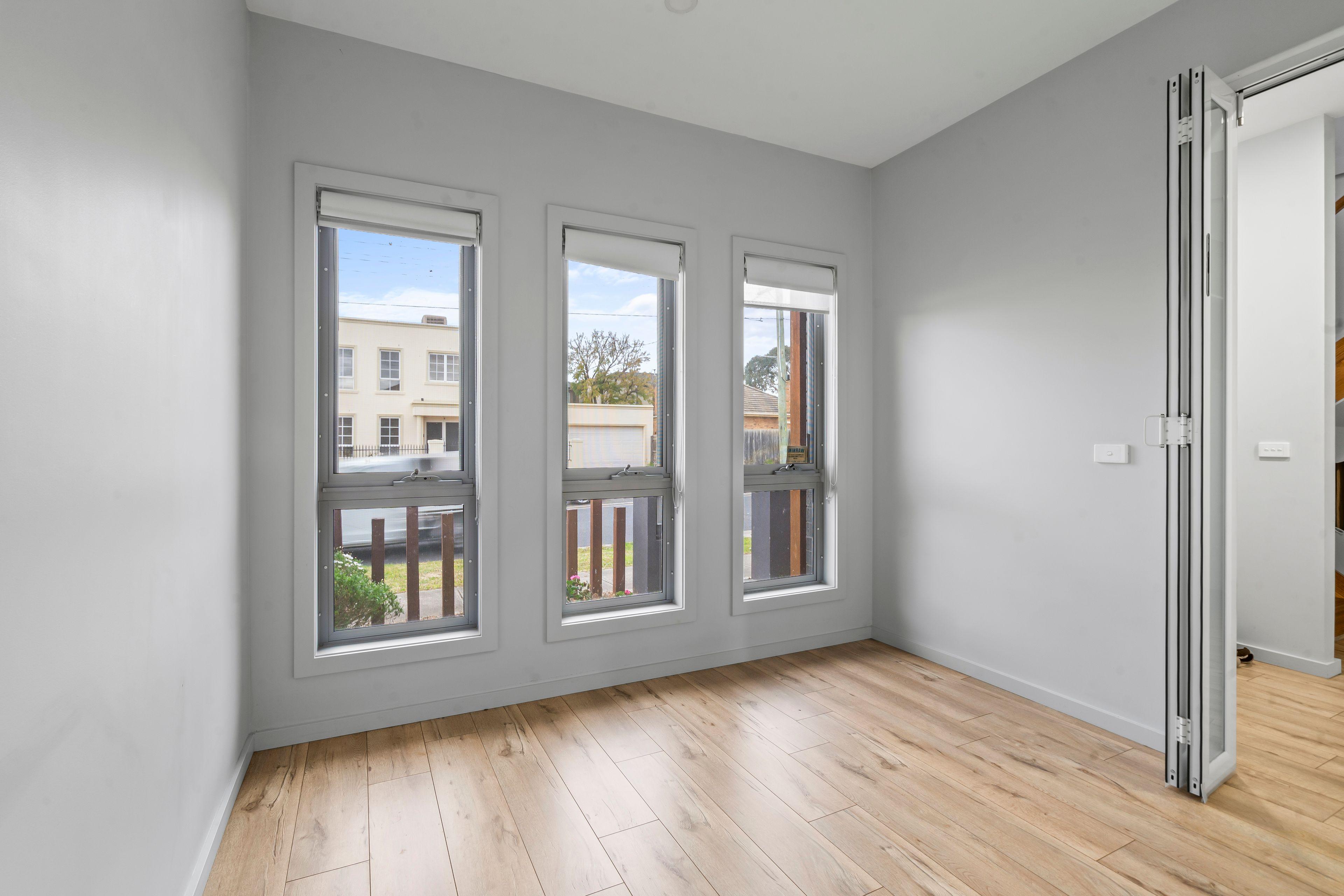 Modern Townhouse in the heart of Glenroy