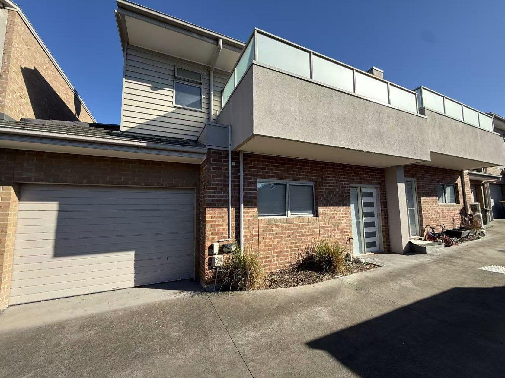Prop-GPT: Townhouse: VIC Reservoir, VIC 3073 Home For Rent