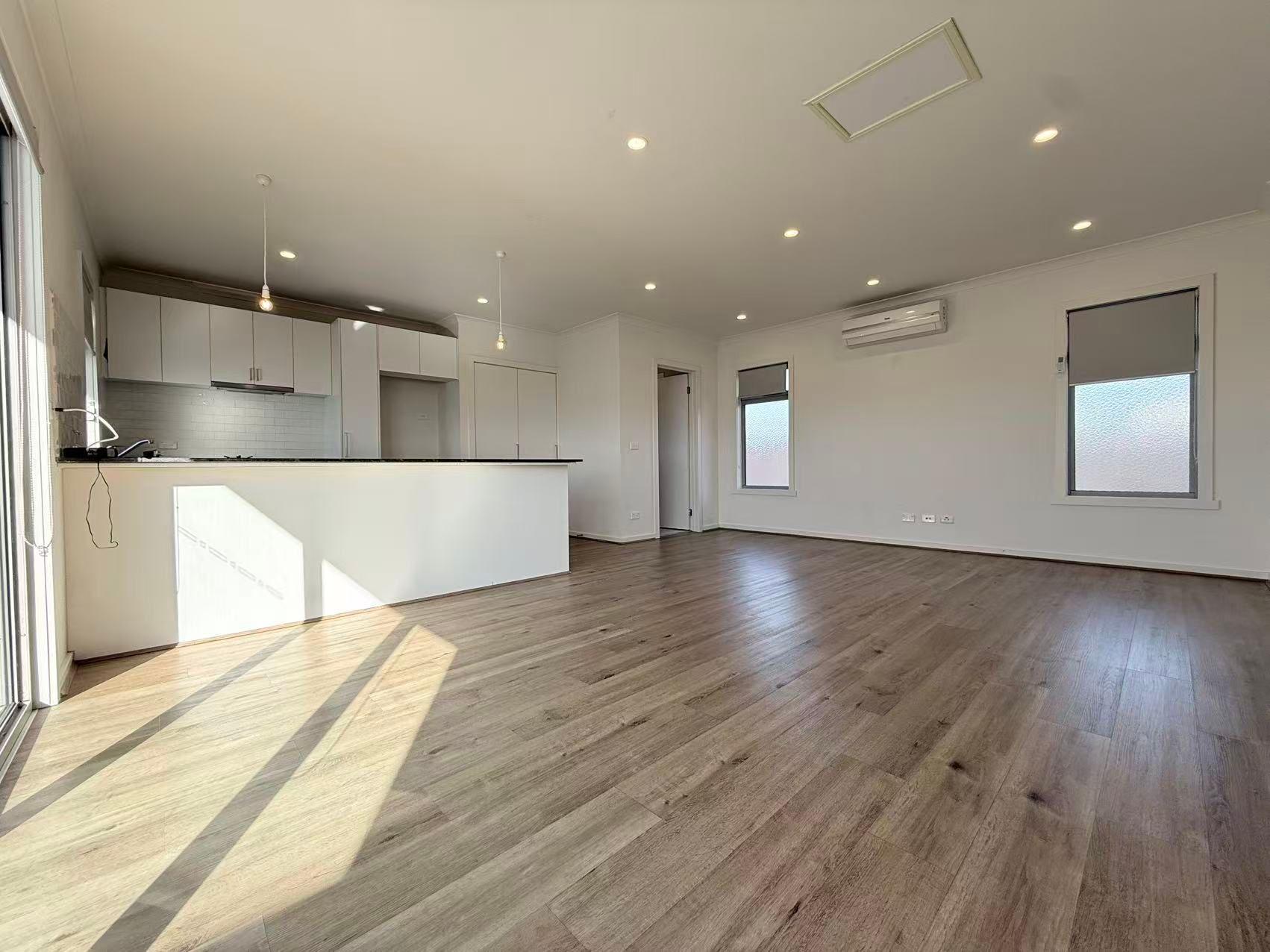 Near New Boutique Townhouse