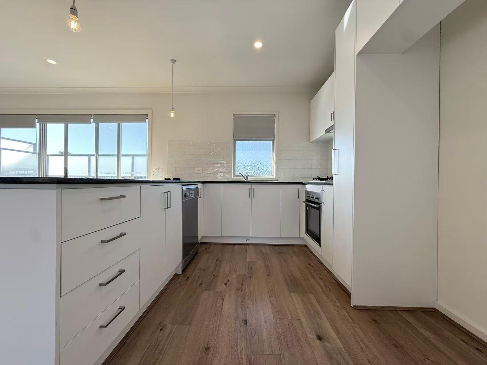 Near New Boutique Townhouse