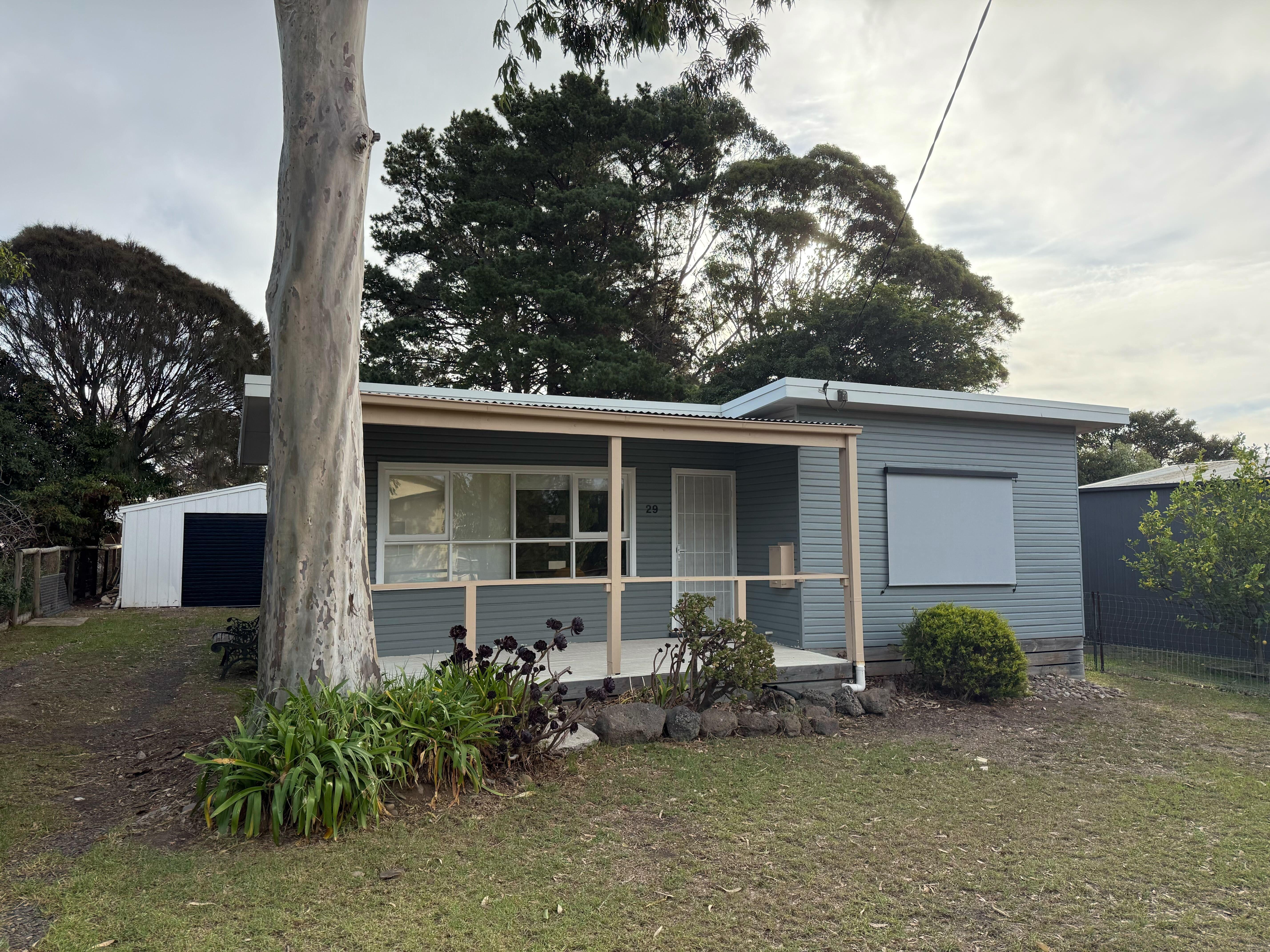 Prop-GPT: House: VIC Cowes, VIC 3922 Home For Rent