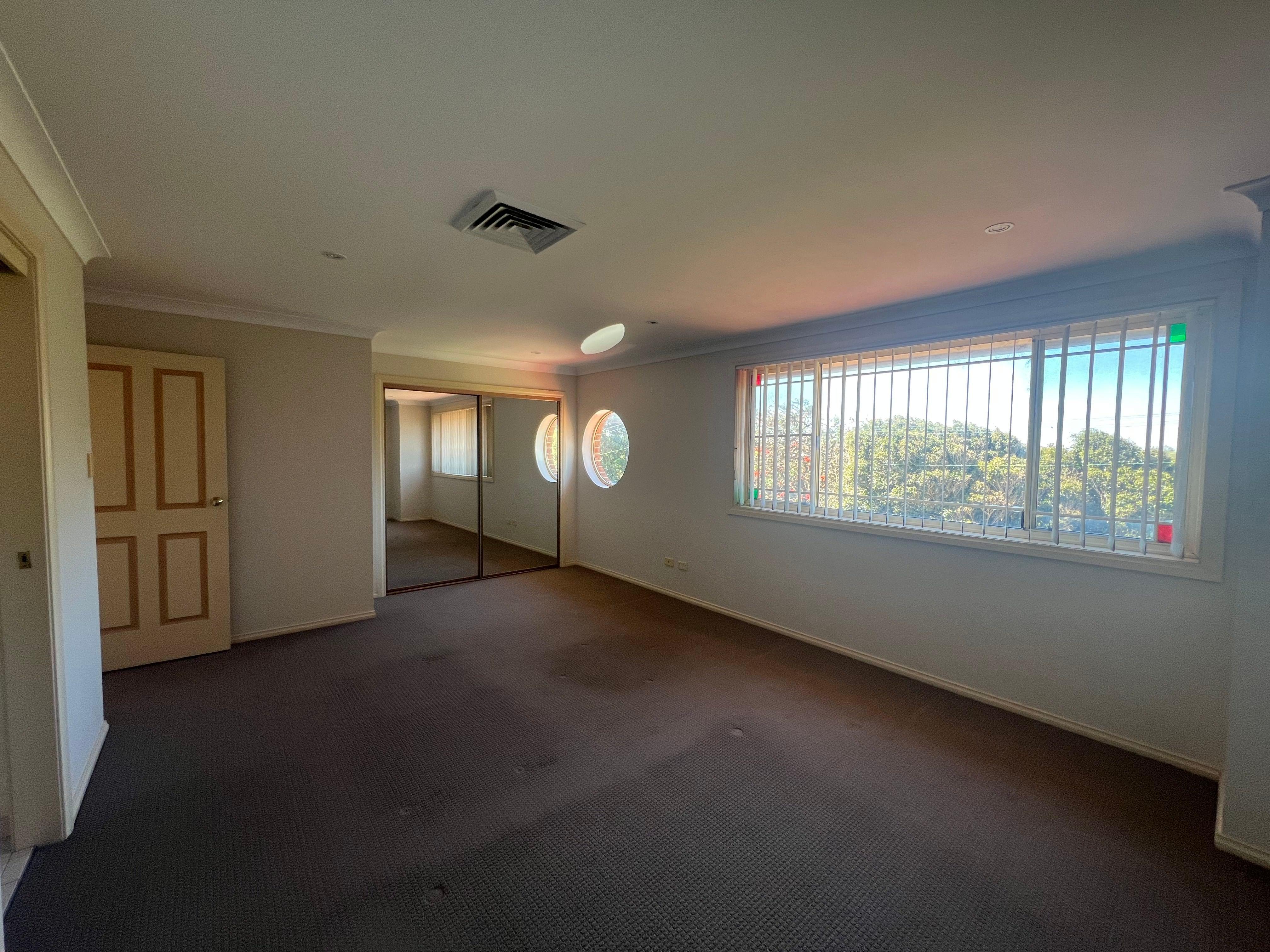 Spacious Family Home with Pool