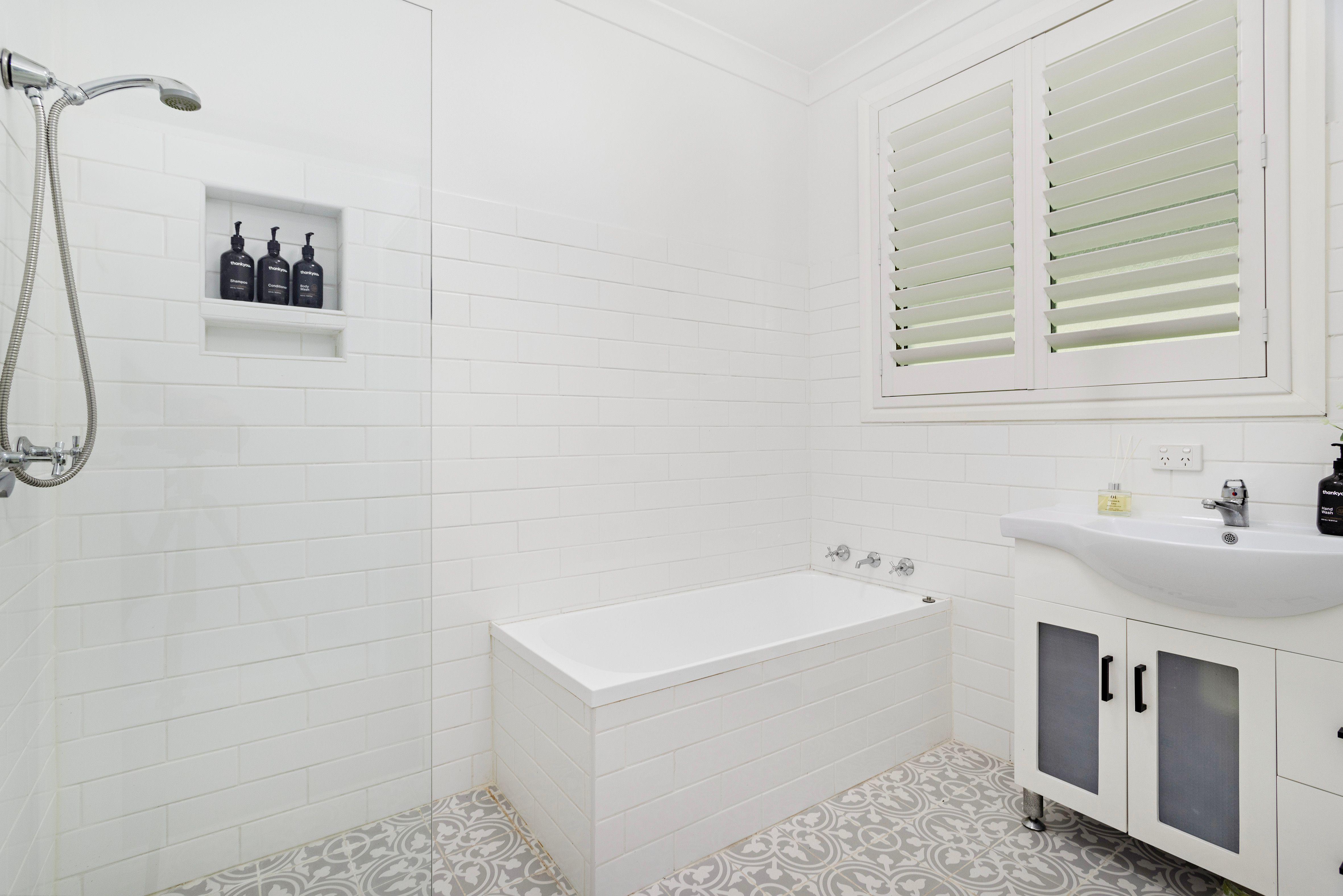 'Orana' - Stunning Lifestyle Property in Broughton Village