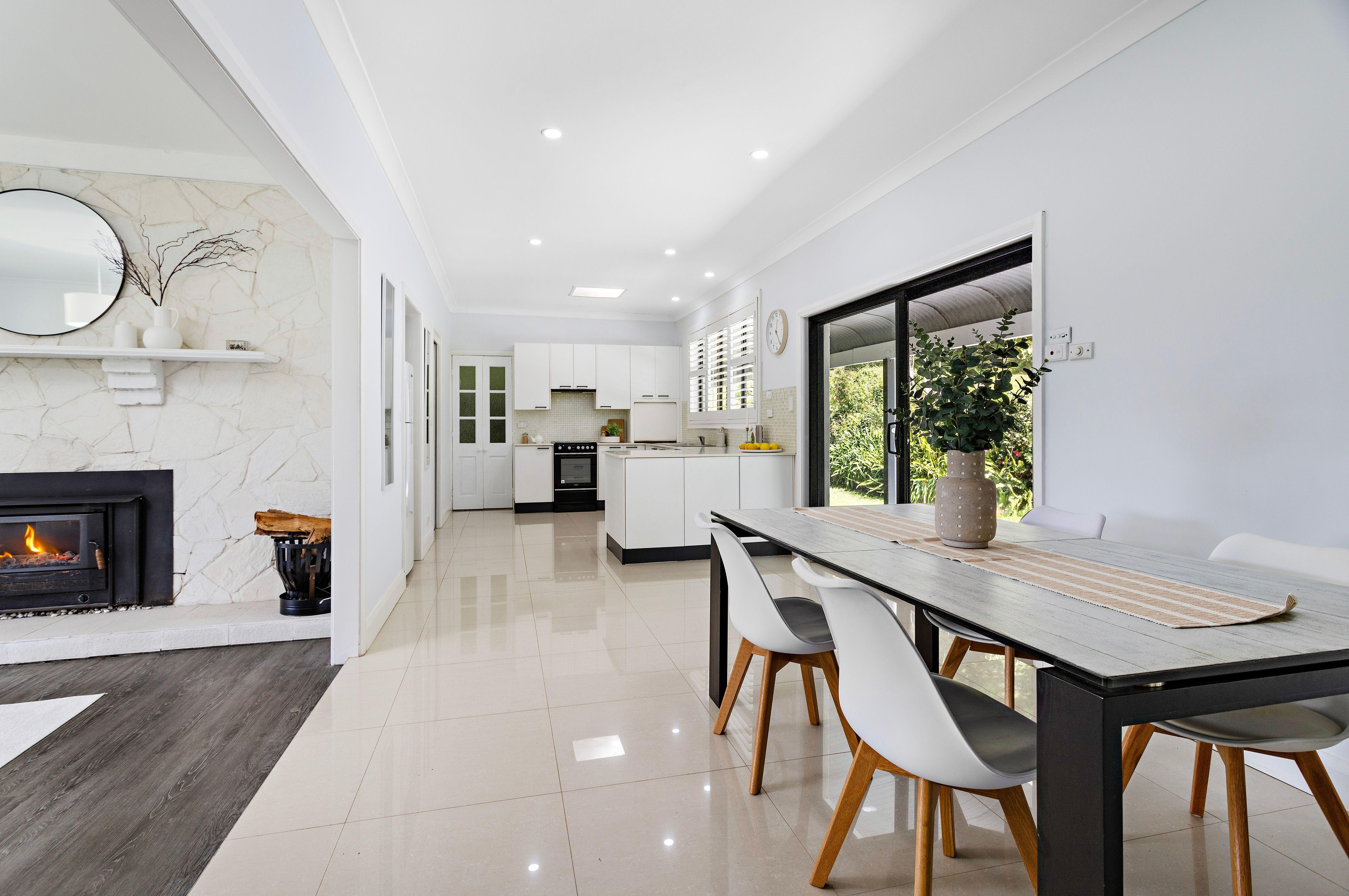 'Orana' - Stunning Lifestyle Property in Broughton Village