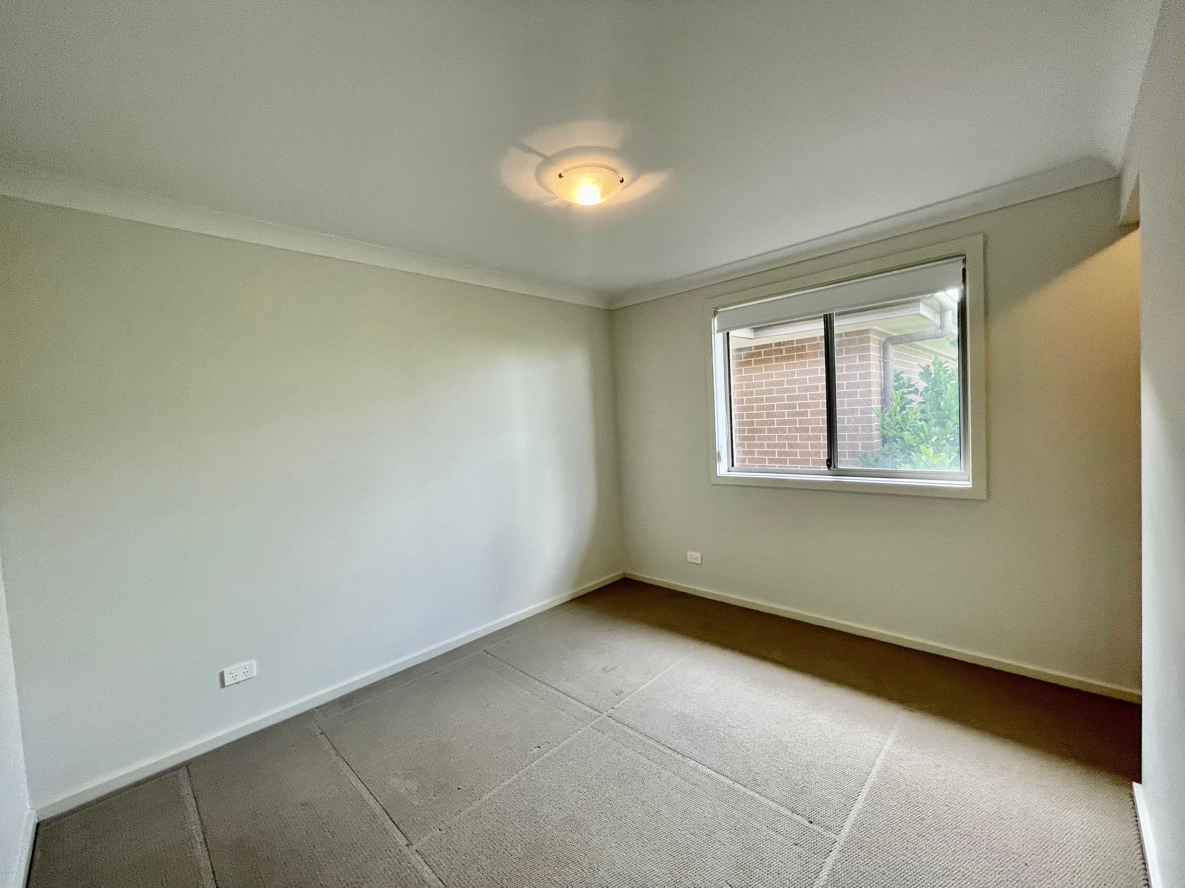 House for Rent: Oran Park, NSW 2570, NSW, 2570