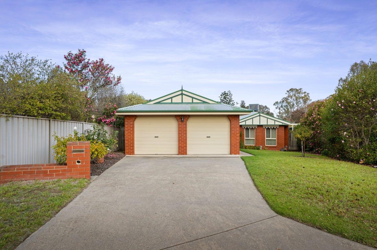 Prop-GPT: House: NSW East Albury, NSW 2640 Home For Rent
