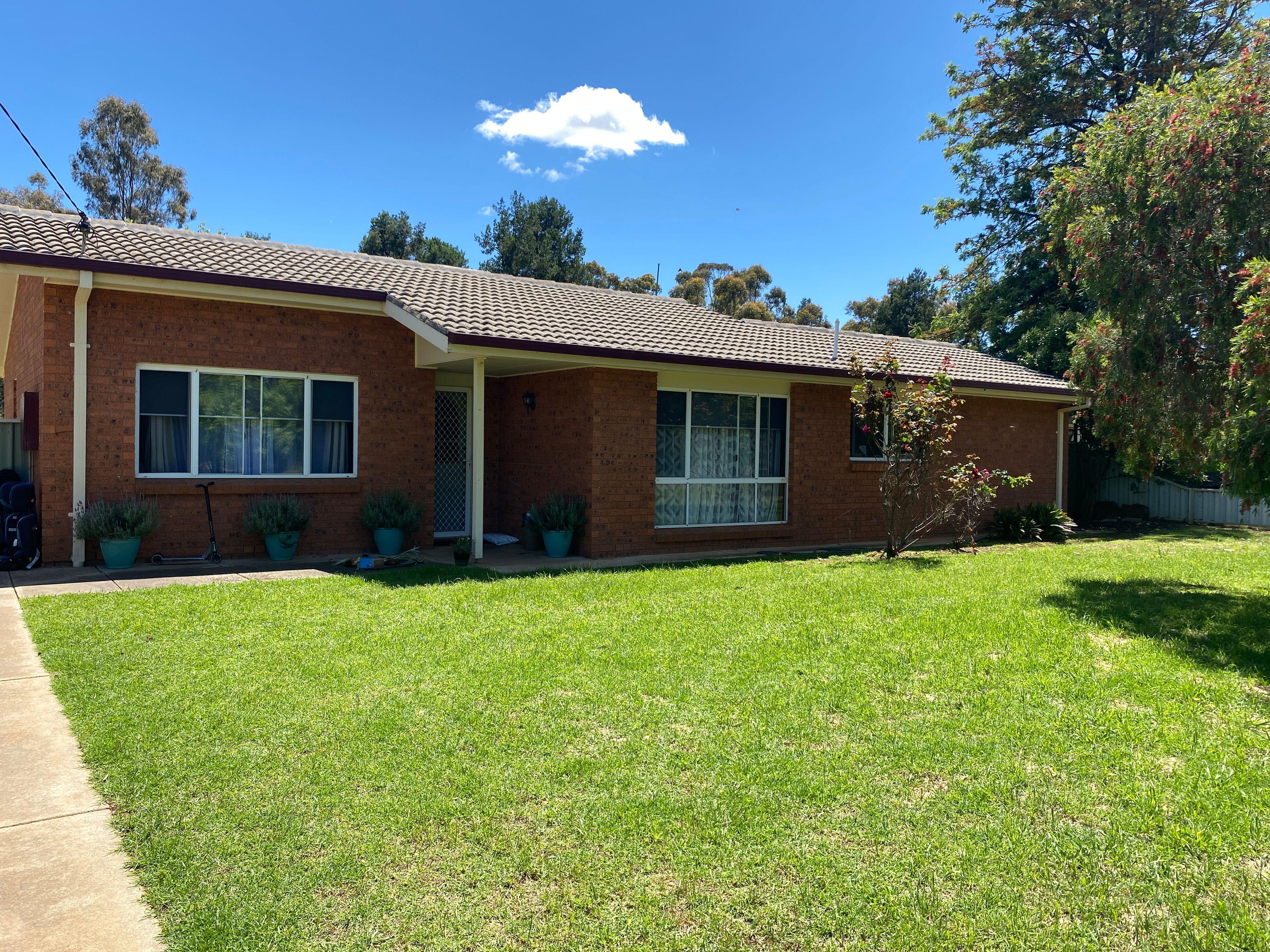 Prop-GPT: House: NSW Coolamon, NSW 2701 Home For Rent