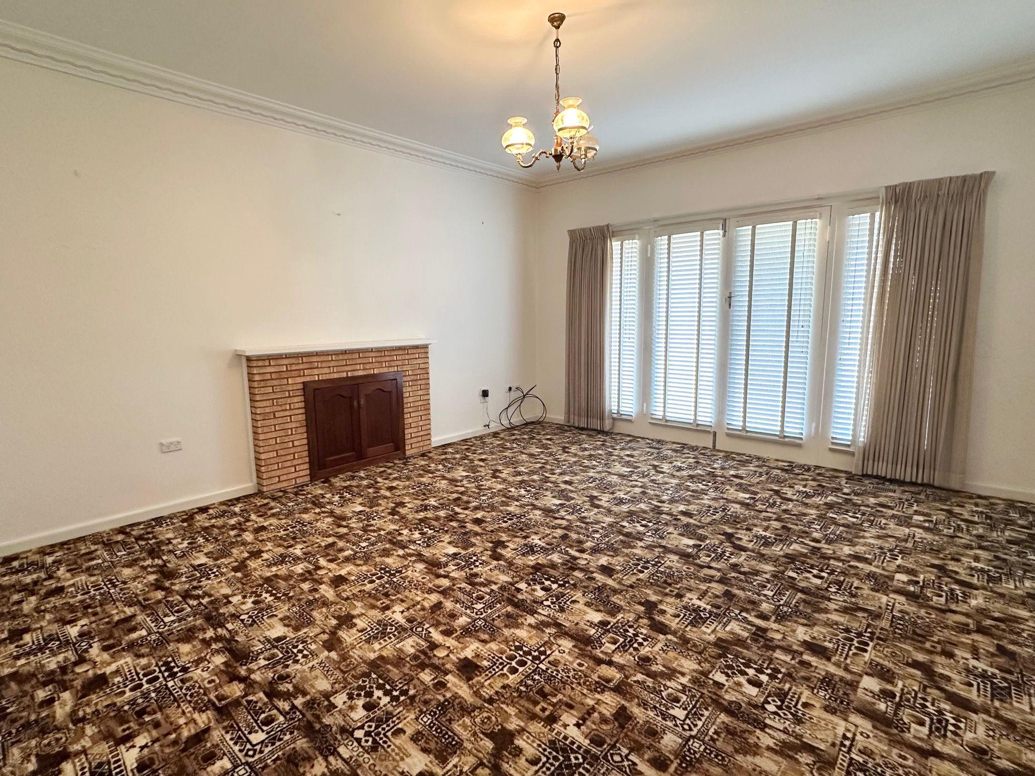 House for Rent: Griffith, NSW 2680, NSW, 2680