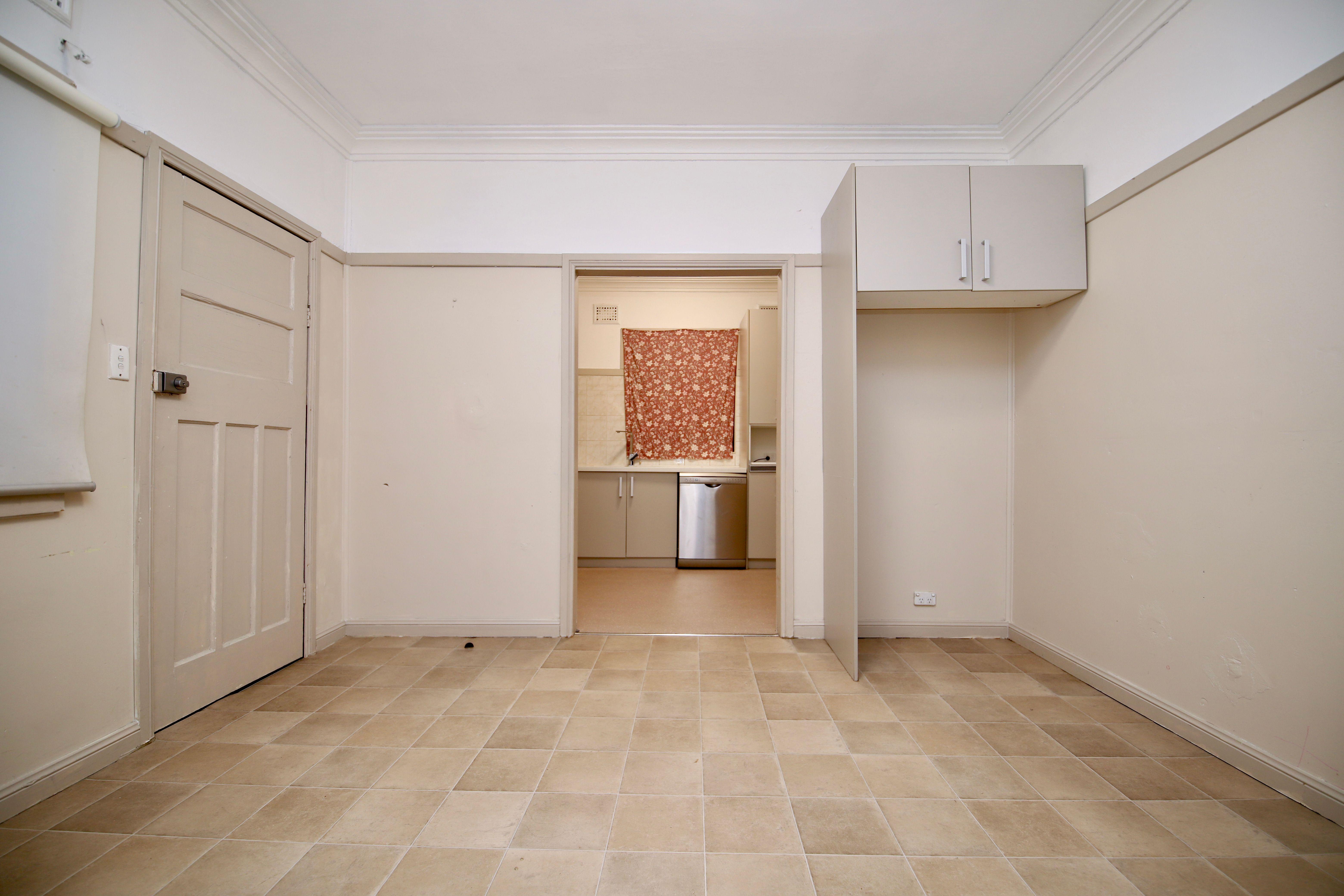 House for Rent: Yagoona, NSW 2199, NSW, 2199