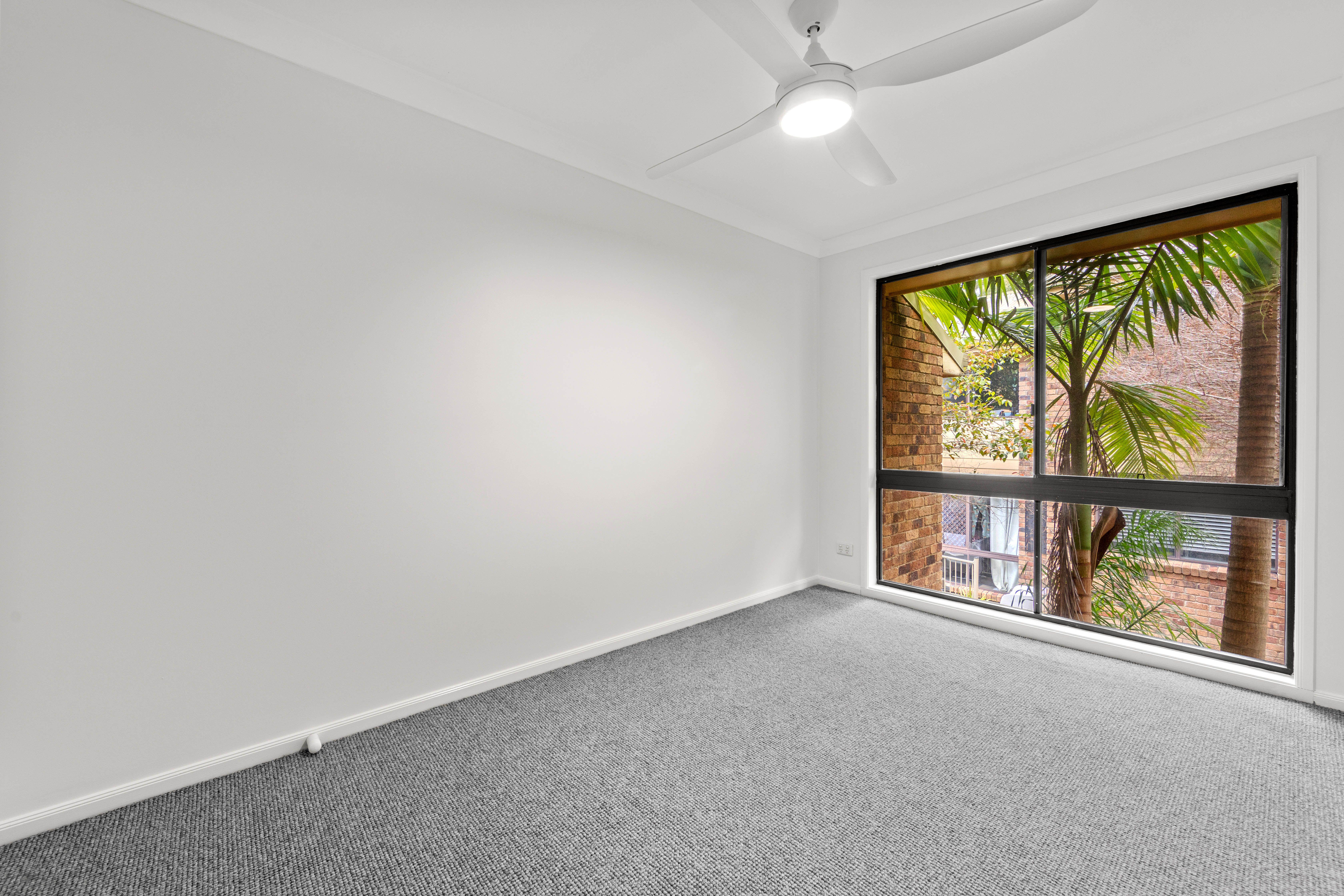 Townhouse for Rent: Mudgeeraba, QLD 4213, QLD, 4213
