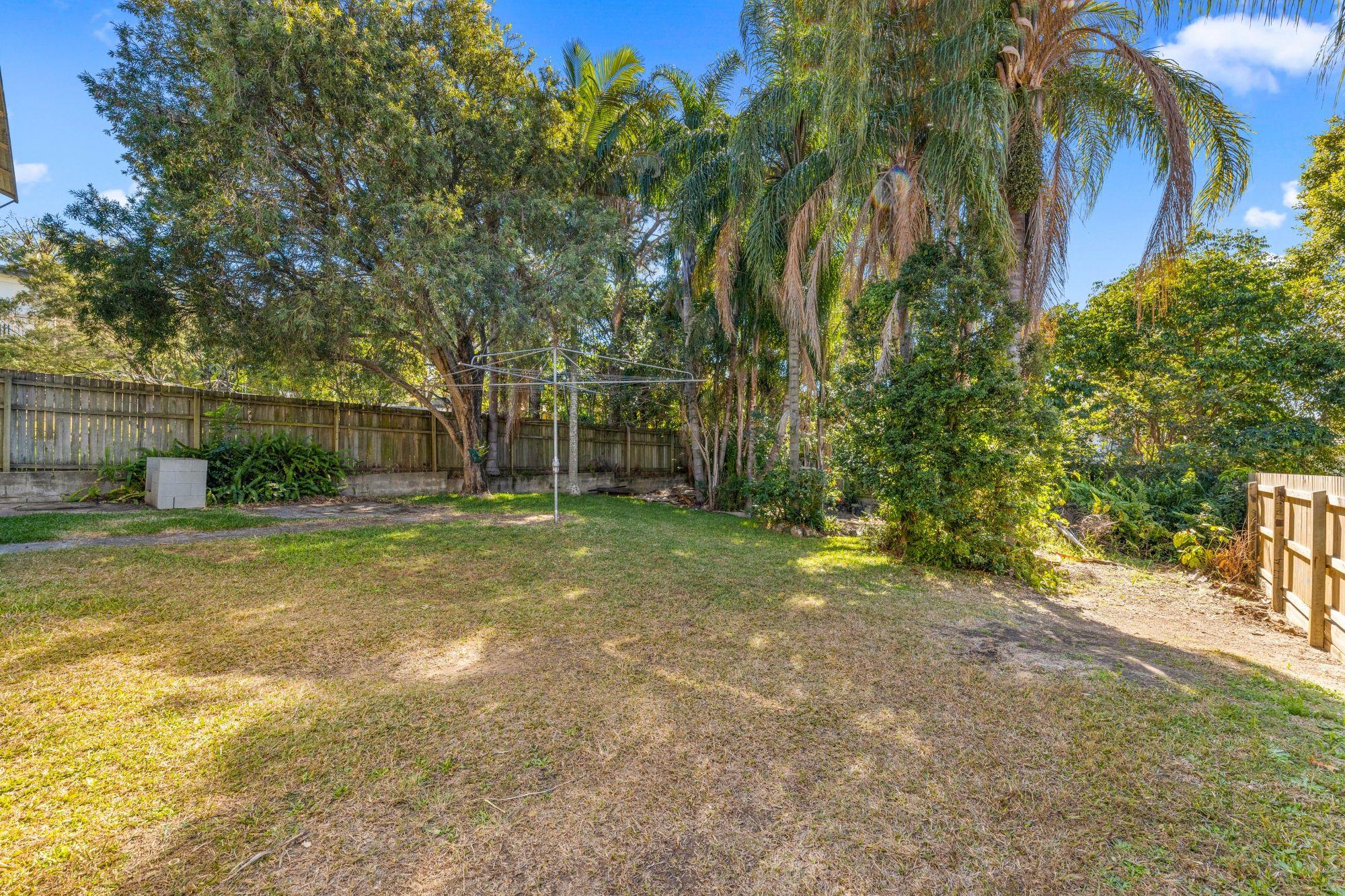 Spacious & Convenient Living in Stafford Heights