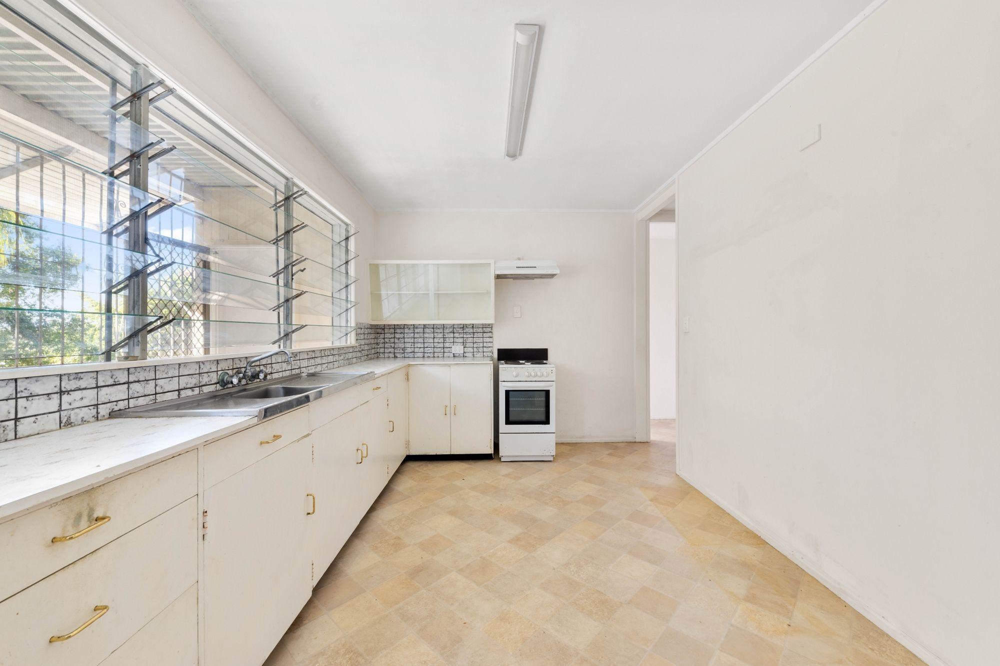 Spacious & Convenient Living in Stafford Heights