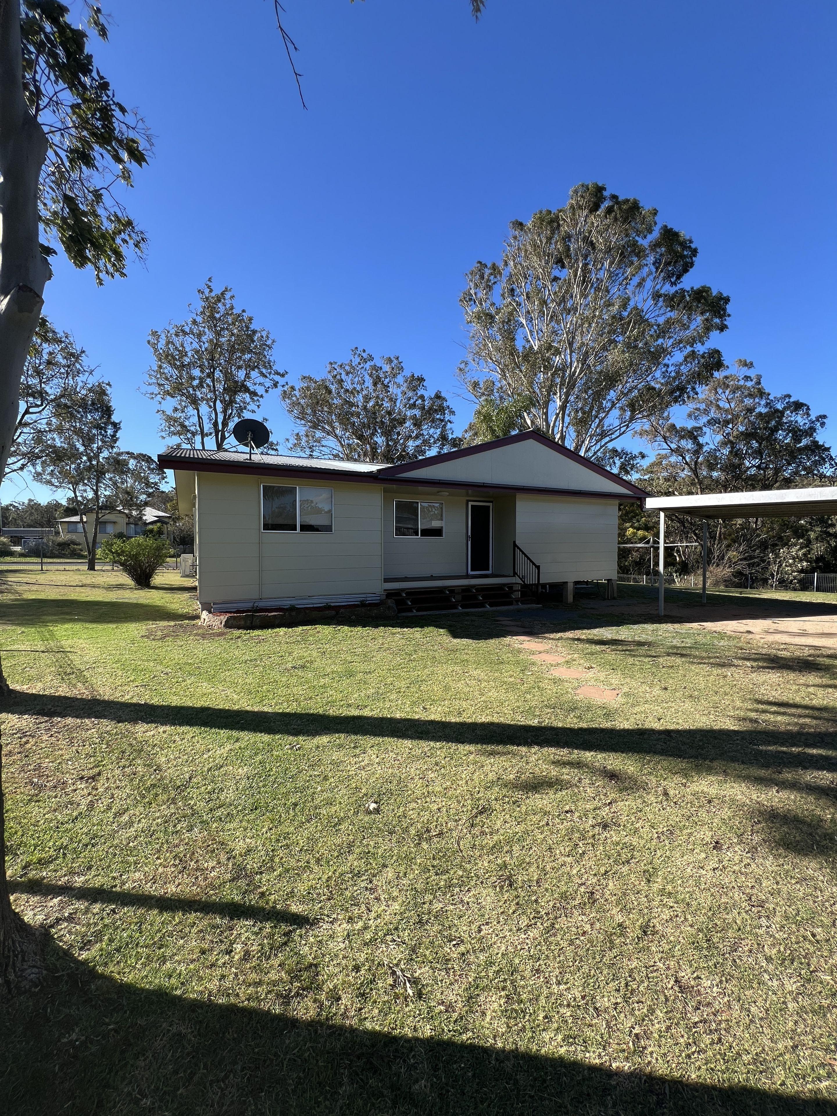 Prop-GPT: House: QLD Crows Nest, QLD 4355 Home For Rent