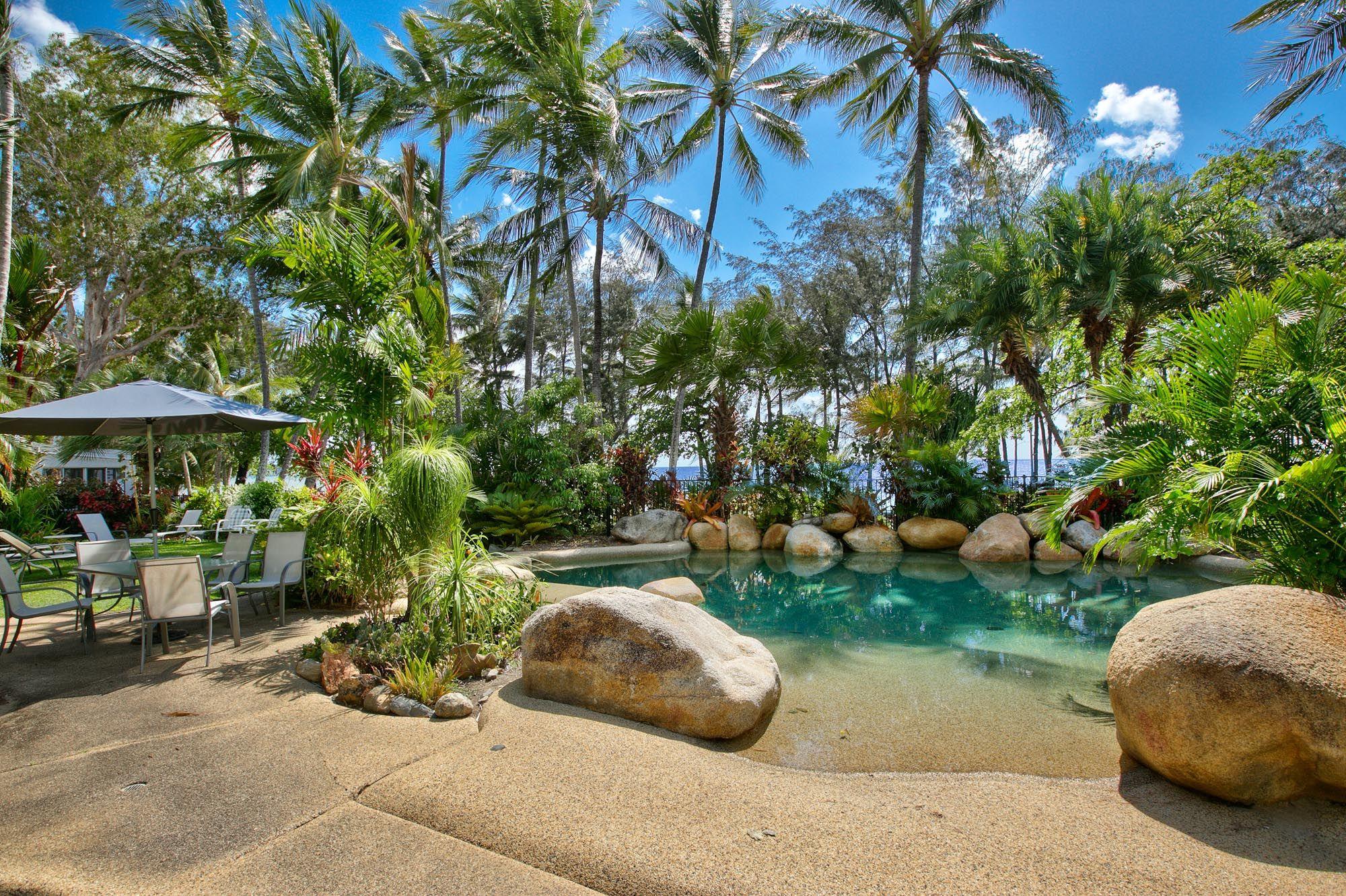 Prop-GPT: Unit: QLD Palm Cove, QLD 4879 Home For Rent