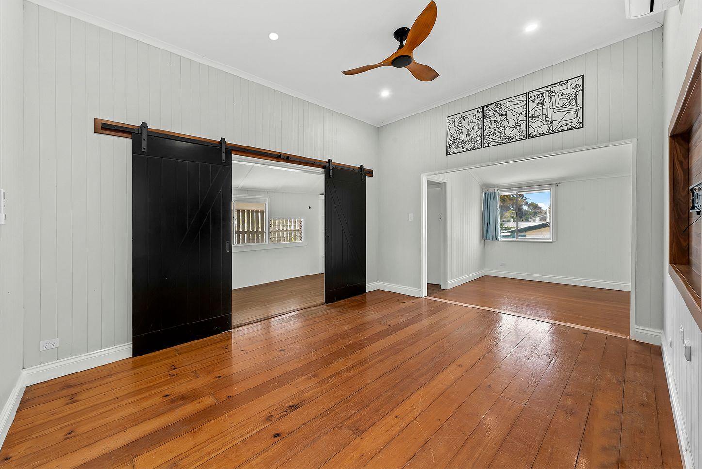 Prop-GPT: House: QLD Oxley, QLD 4075 Queensland 4075