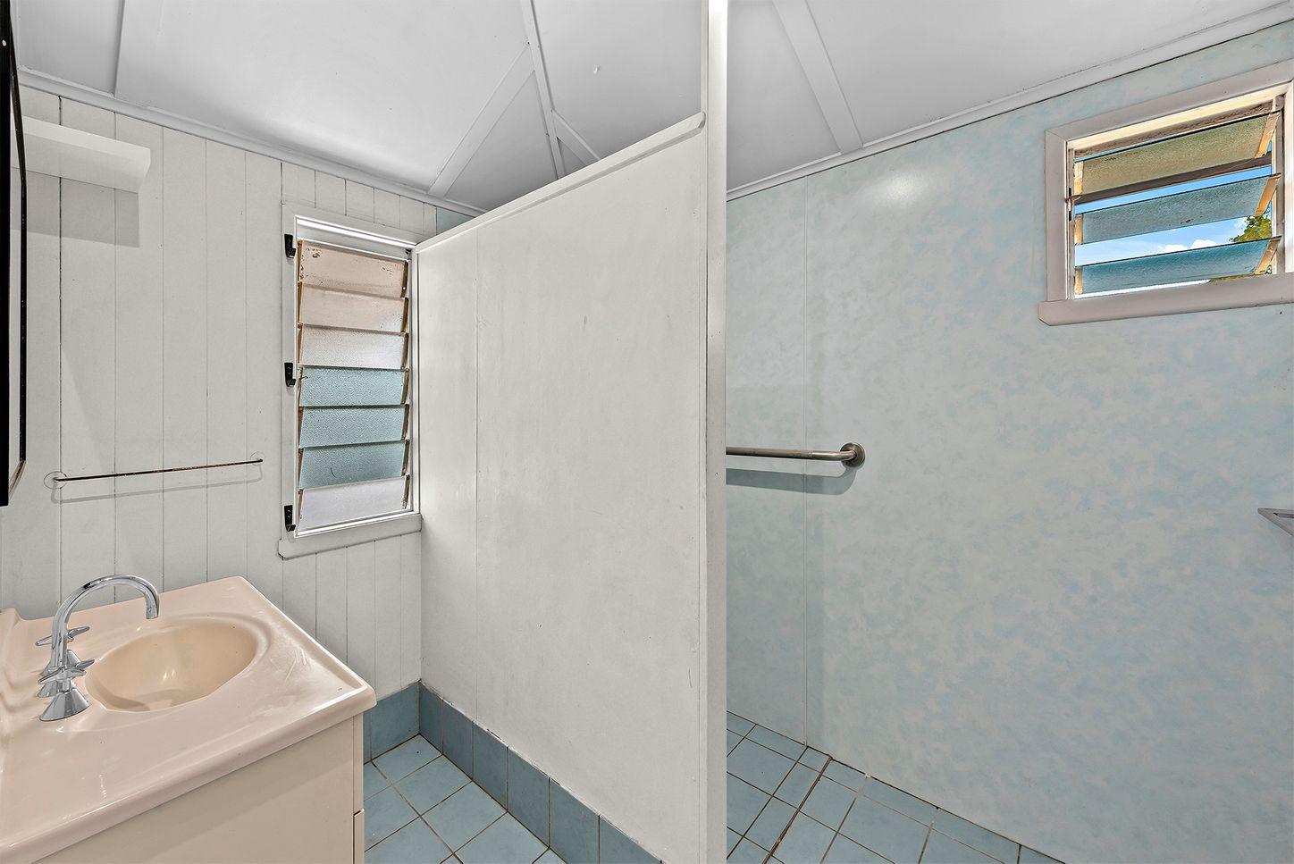 37 Saint Clements Road, OXLEY, QLD 4075 - House for Rent - harcourts.net