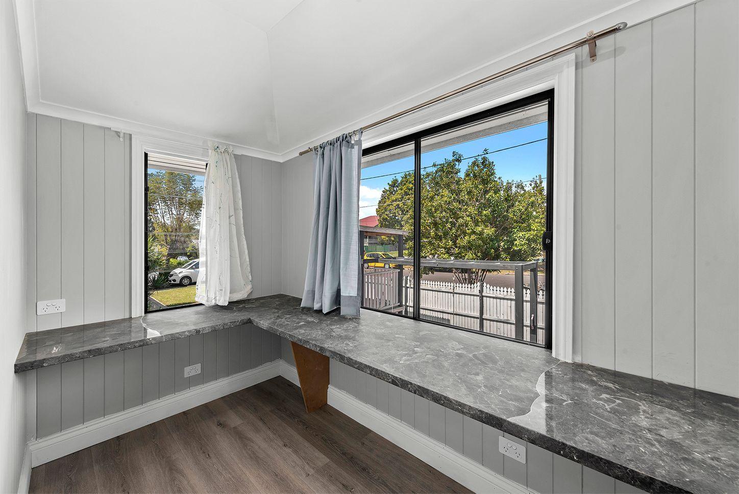 37 Saint Clements Road, OXLEY, QLD 4075 - House for Rent - harcourts.net