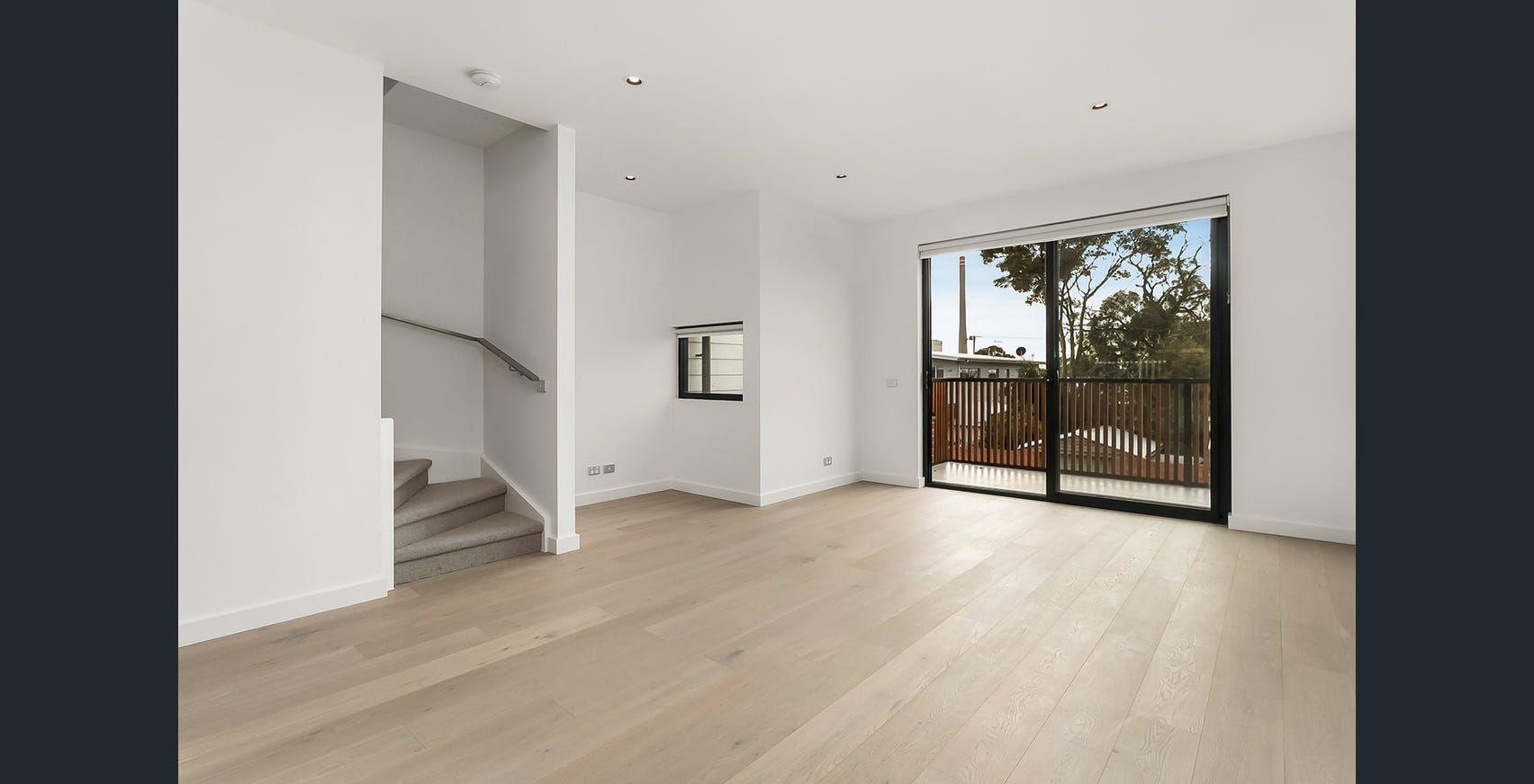 Townhouse for Rent: Newport, VIC 3015, VIC, 3015