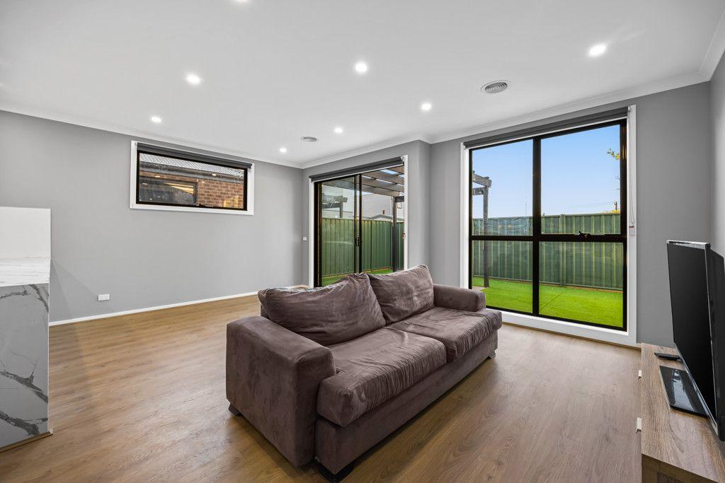 Spacious & Modern 3-Bedroom Home in Sebastopol