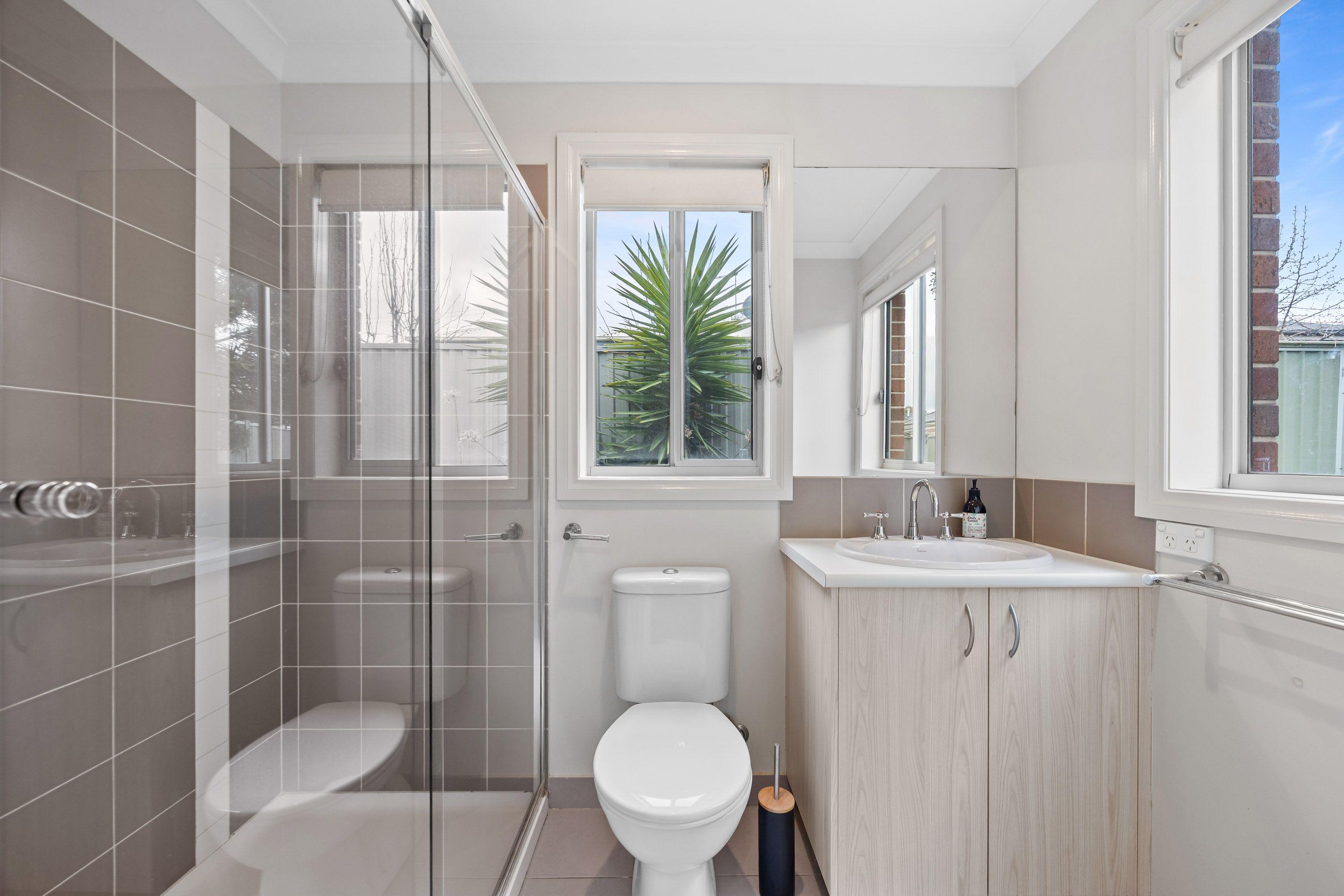 Spacious Family Home with Two Living Areas and Low-Maintenance Yard