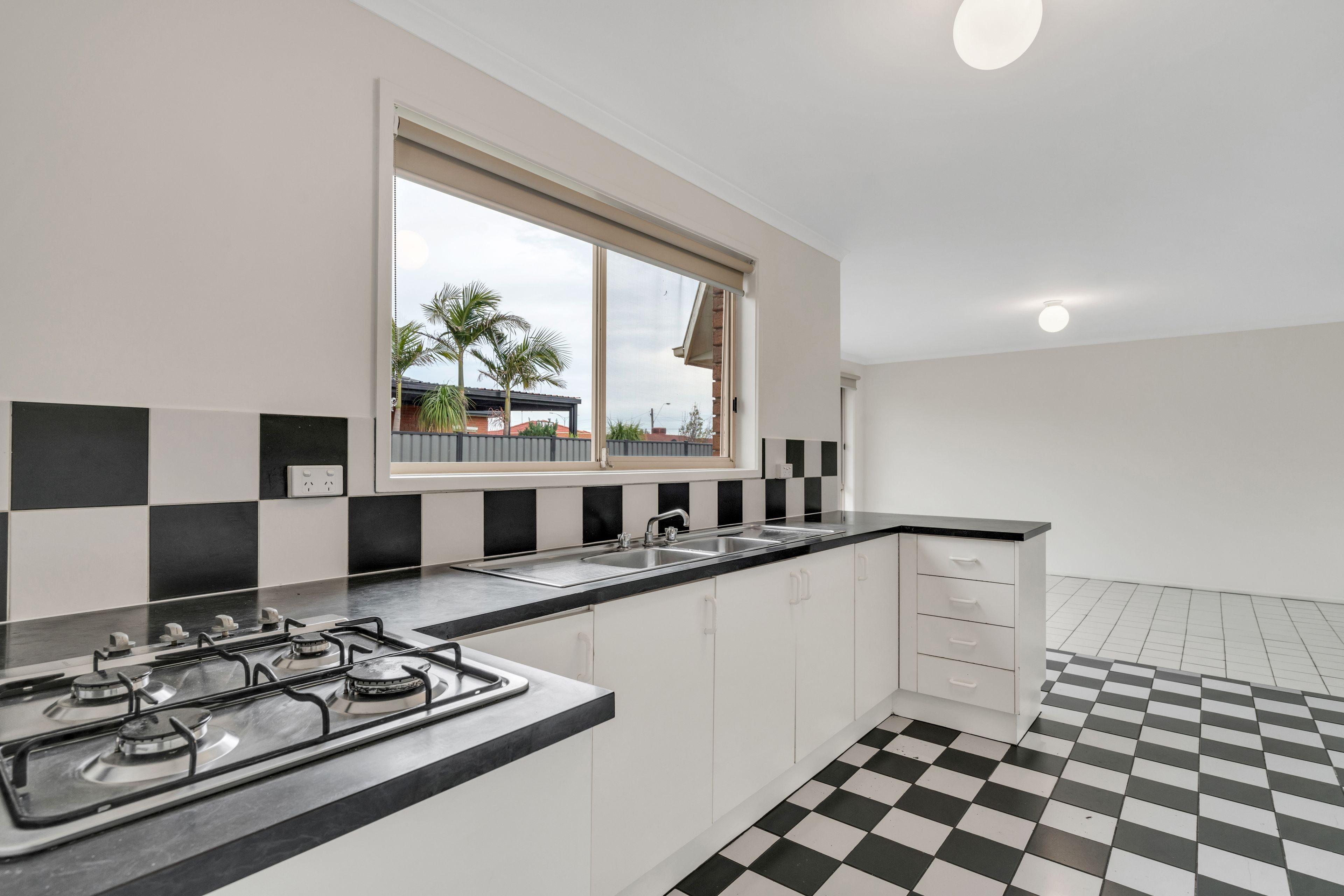 House for Rent: Craigieburn, VIC 3064, VIC, 3064