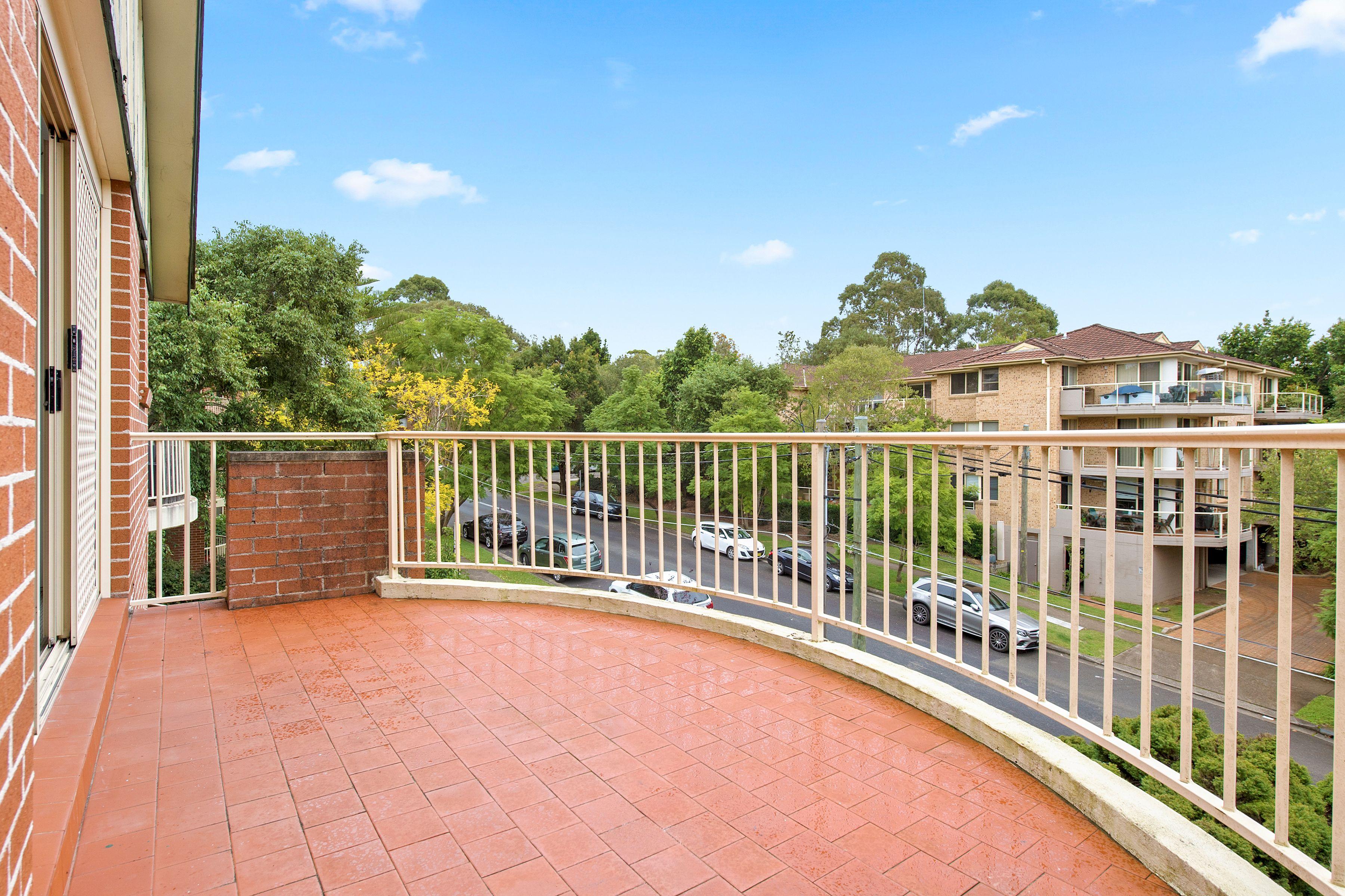 Well Positioned 2 Bedroom Unit
