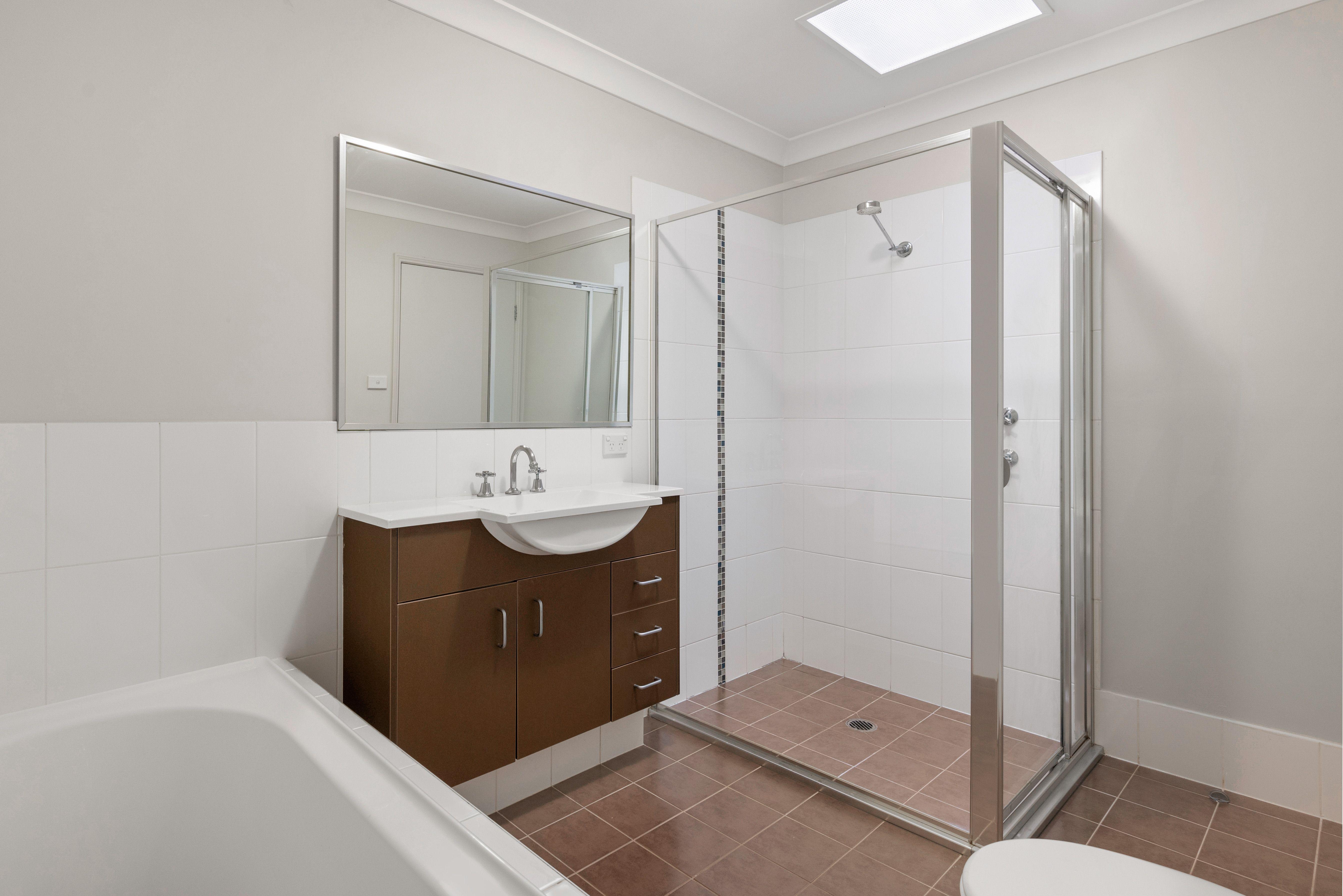 House for Rent: Campbelltown, NSW 2560, NSW, 2560