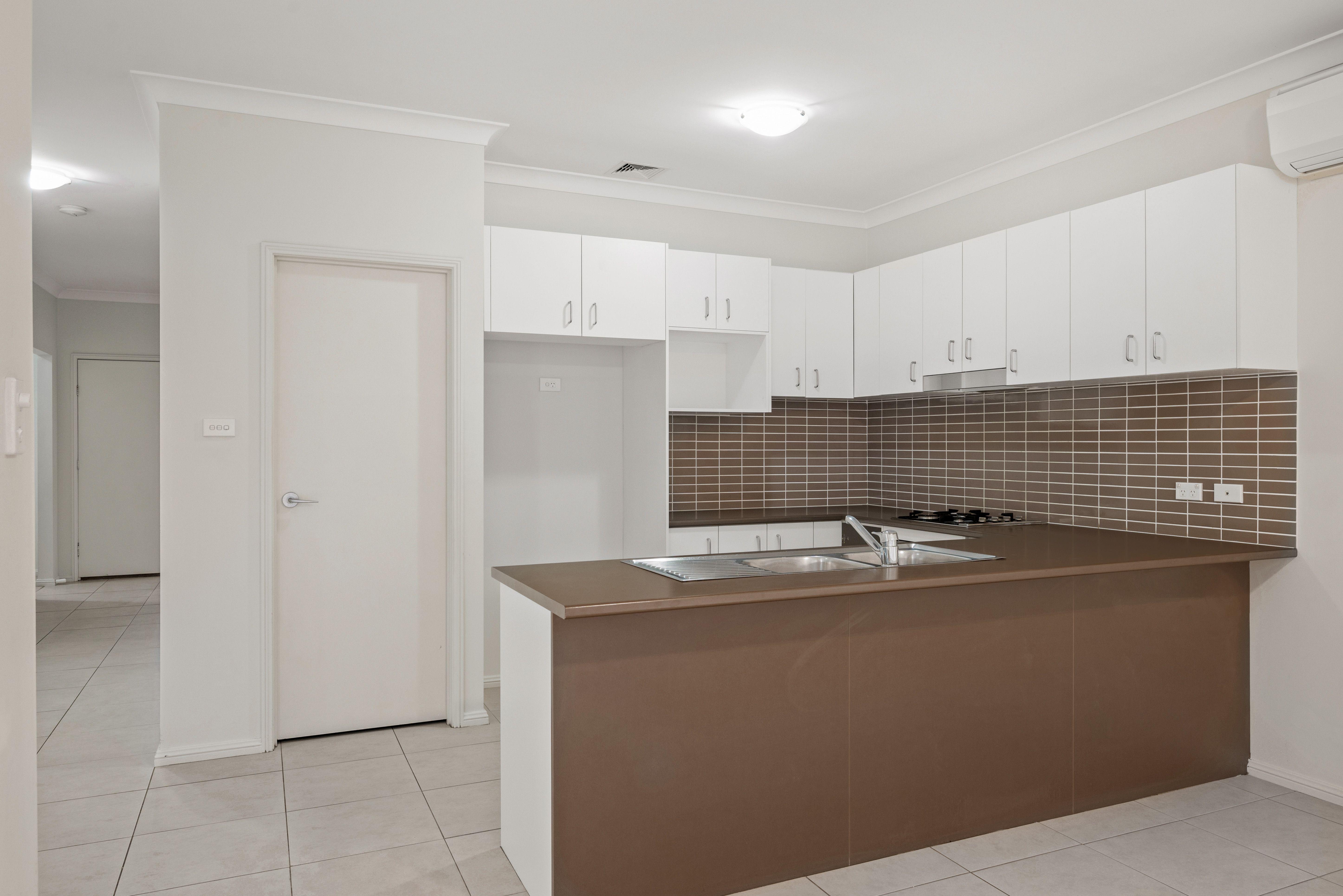 House for Rent: Campbelltown, NSW 2560, NSW, 2560
