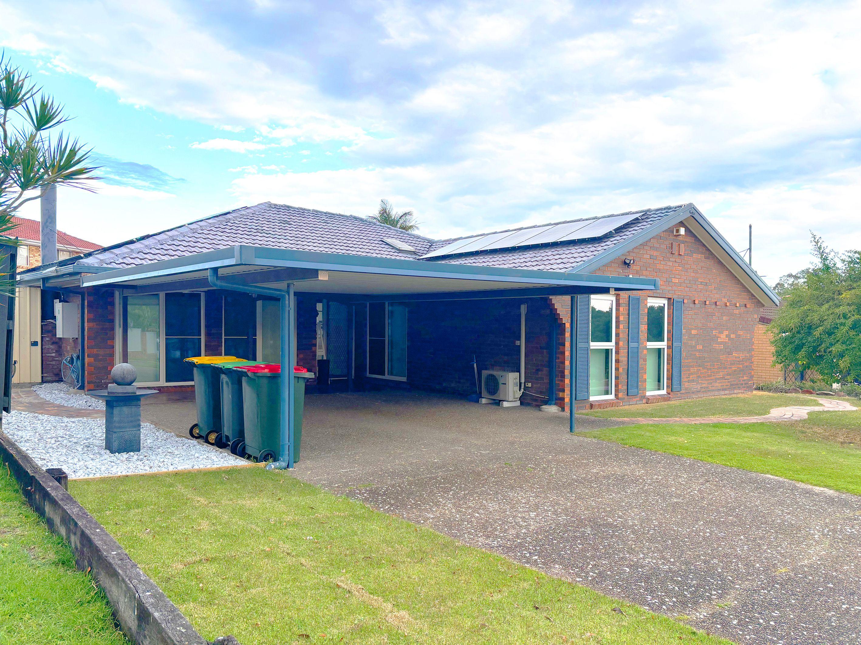 Newly Renovated Lowset Home In Wishart