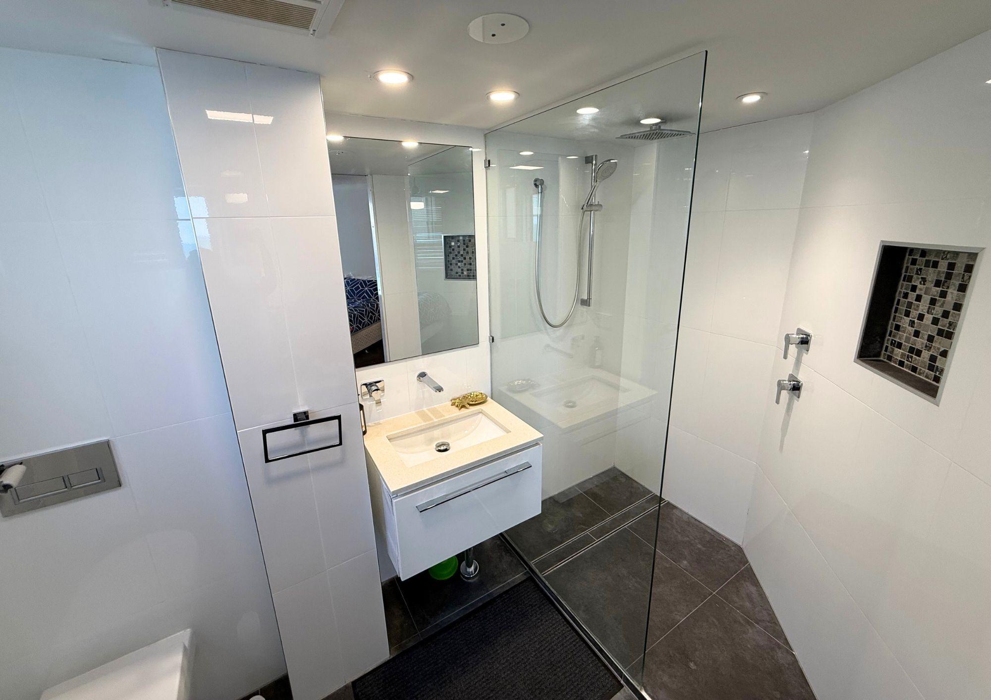 Fully Furnished Penthouse with Ocean Views