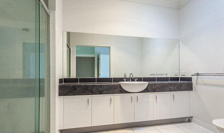 Easy Care 3 Bedroom Home