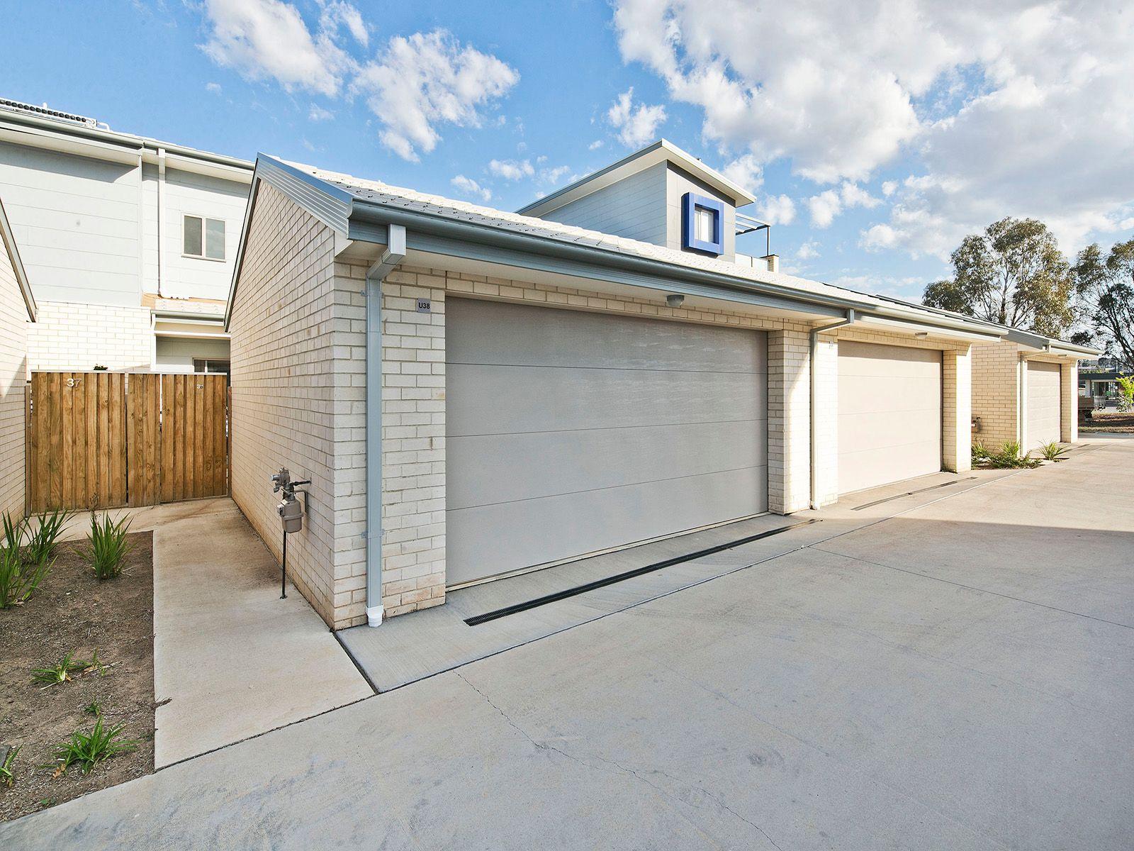 Townhouse for Rent: Coombs, ACT 2611, ACT, 2611