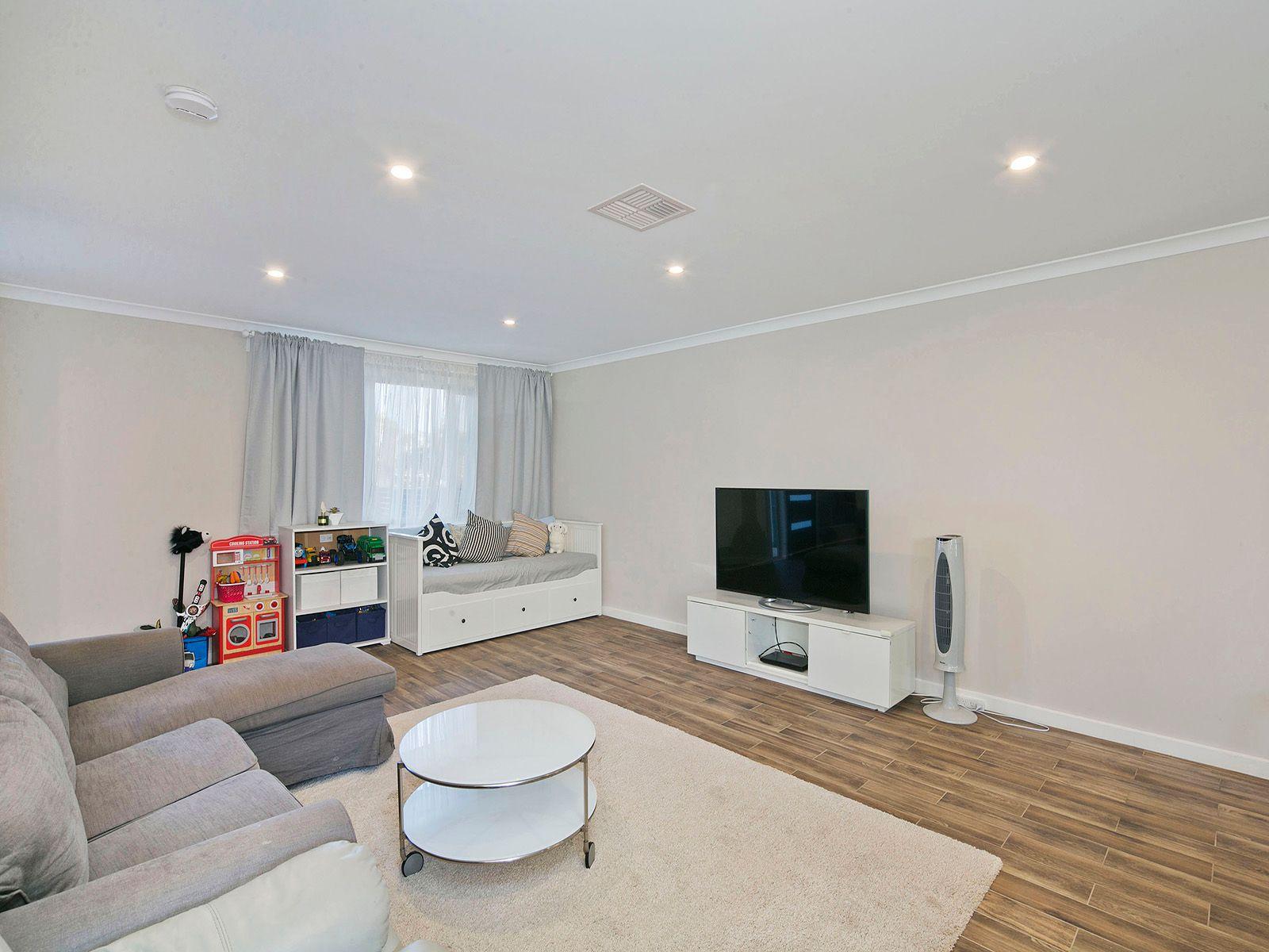 Townhouse for Rent: Coombs, ACT 2611, ACT, 2611
