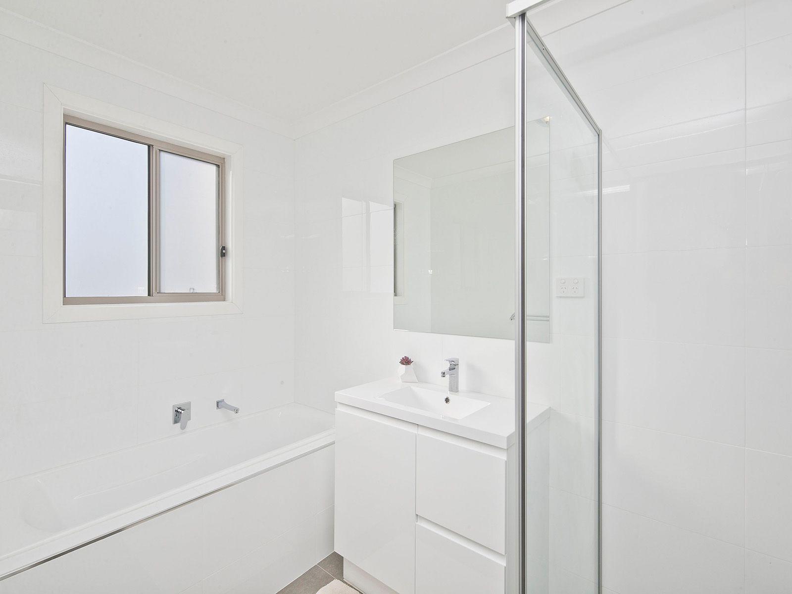 Townhouse for Rent: Coombs, ACT 2611, ACT, 2611