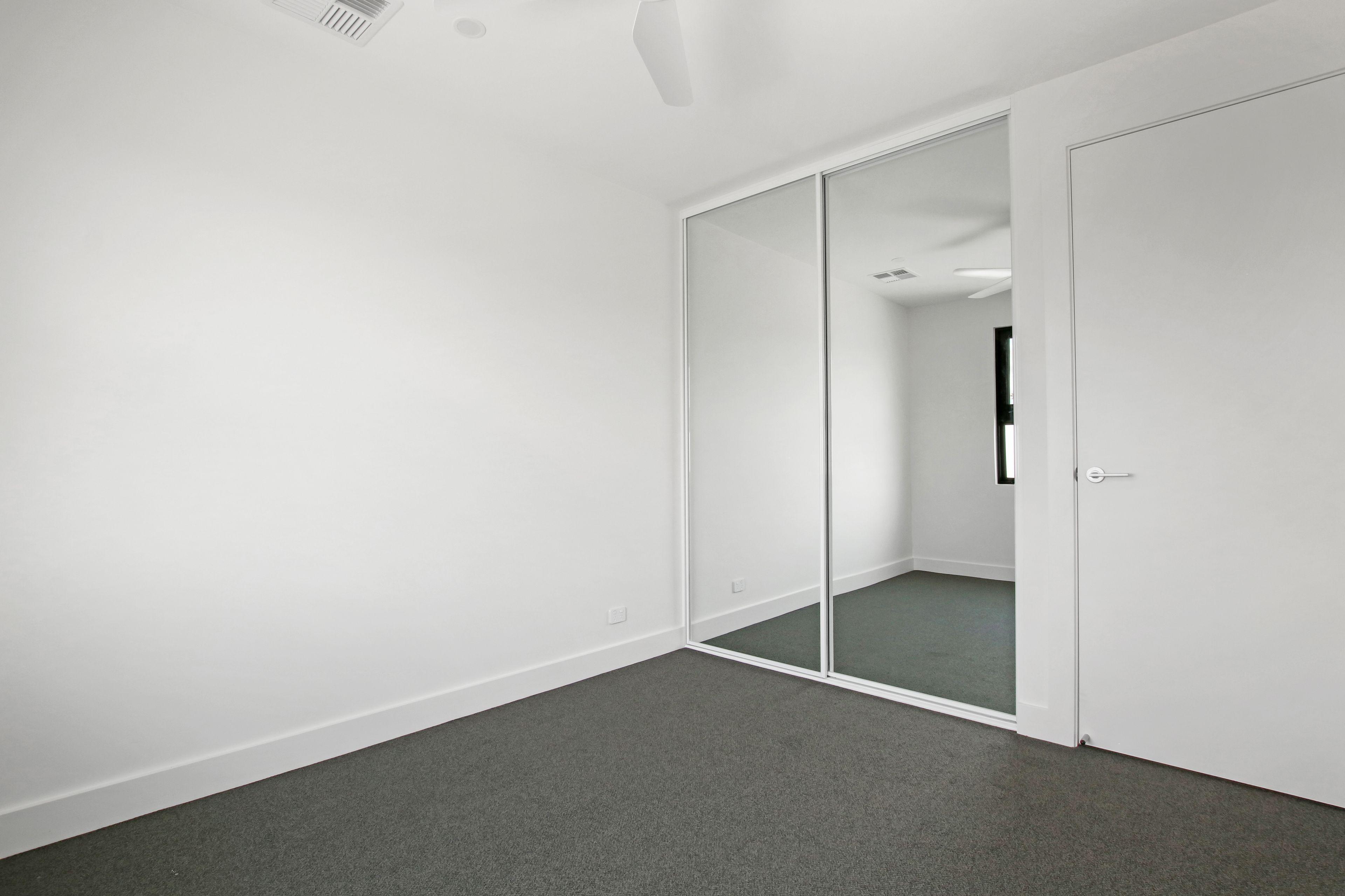 Elegant, Spacious Home in the Heart of Campbelltown!