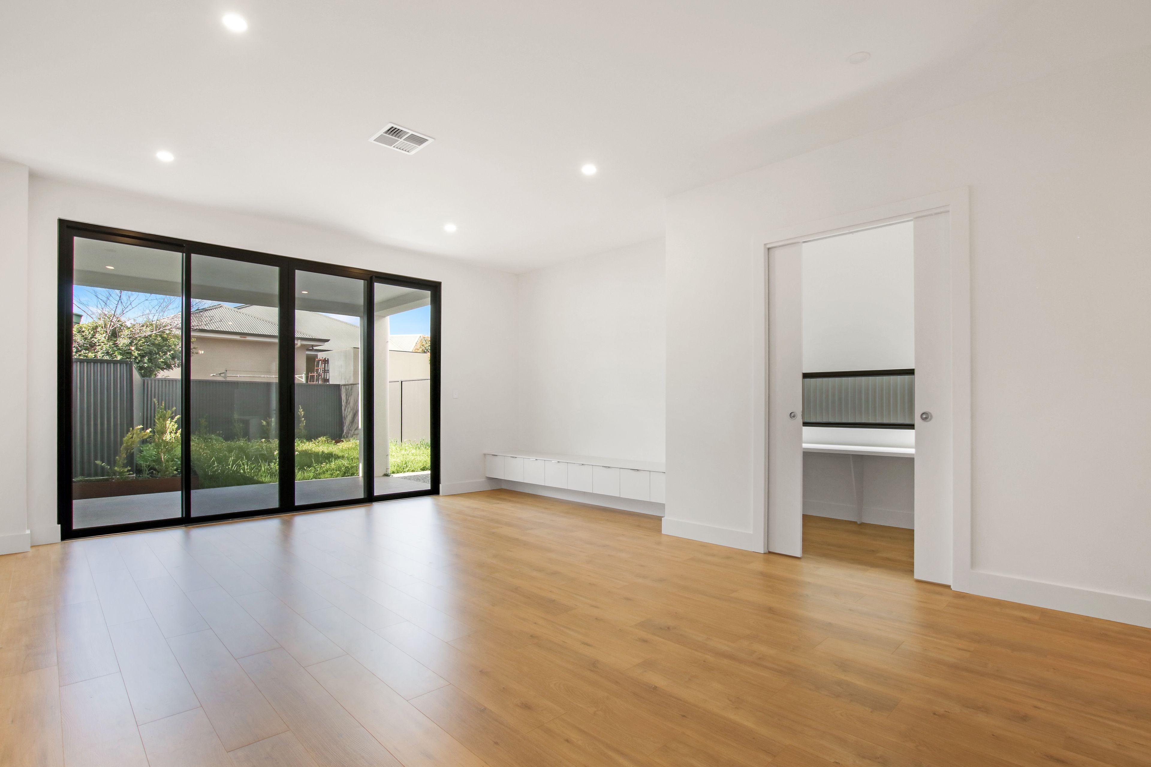 Elegant, Spacious Home in the Heart of Campbelltown!