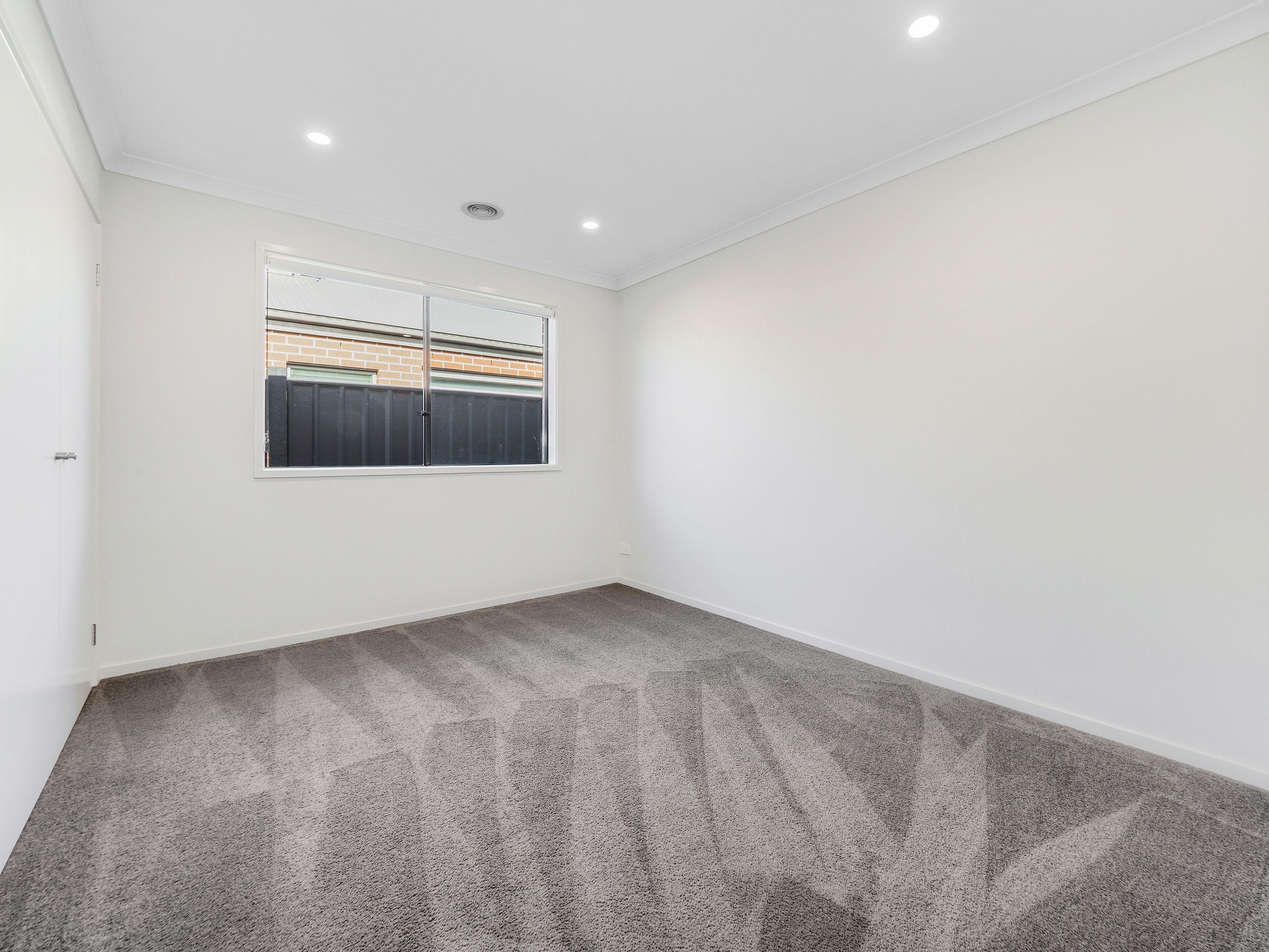 Spacious 4-Bedroom Family Home in Botanic Ridge