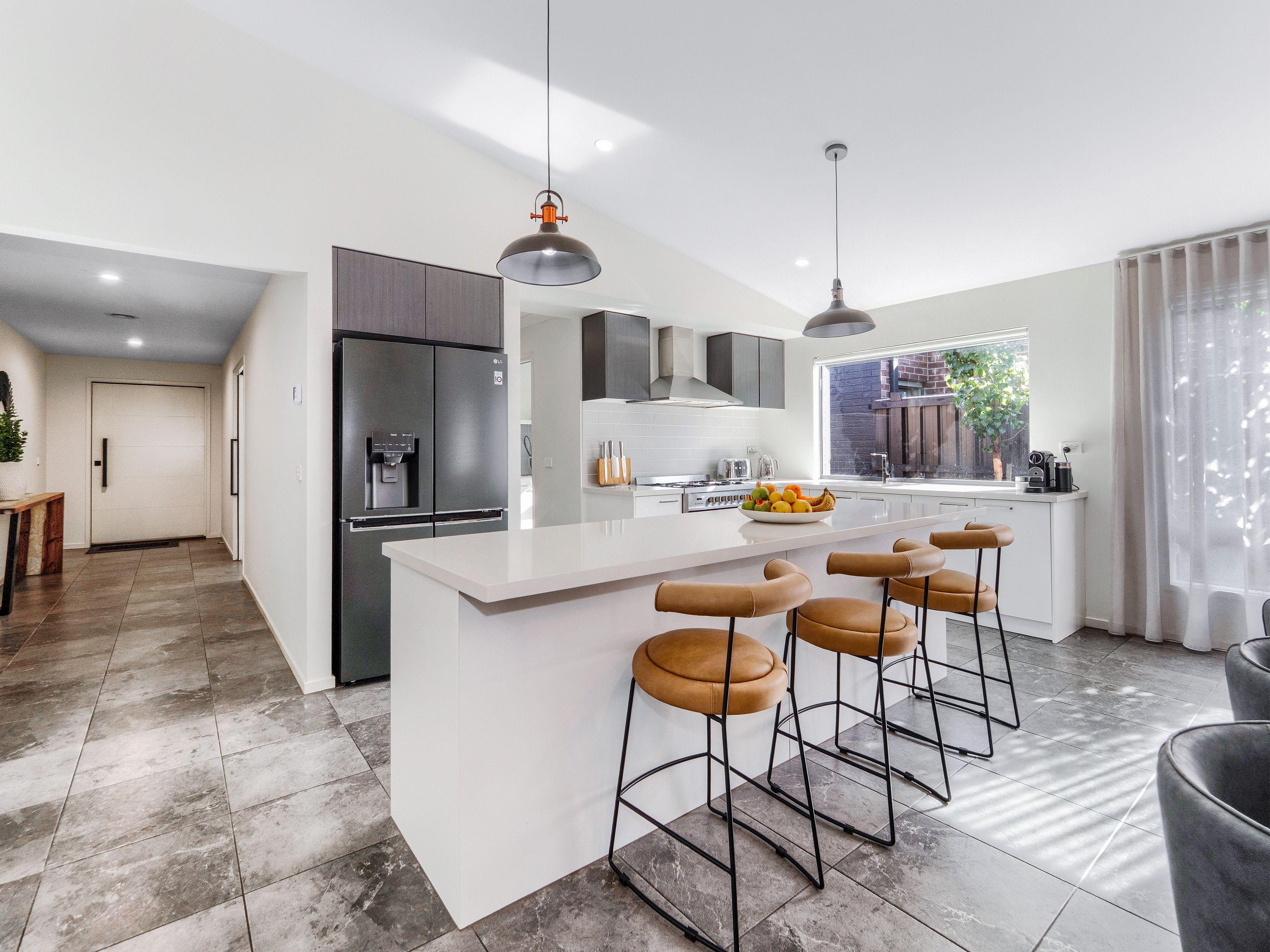 Spacious 4-Bedroom Family Home in Botanic Ridge