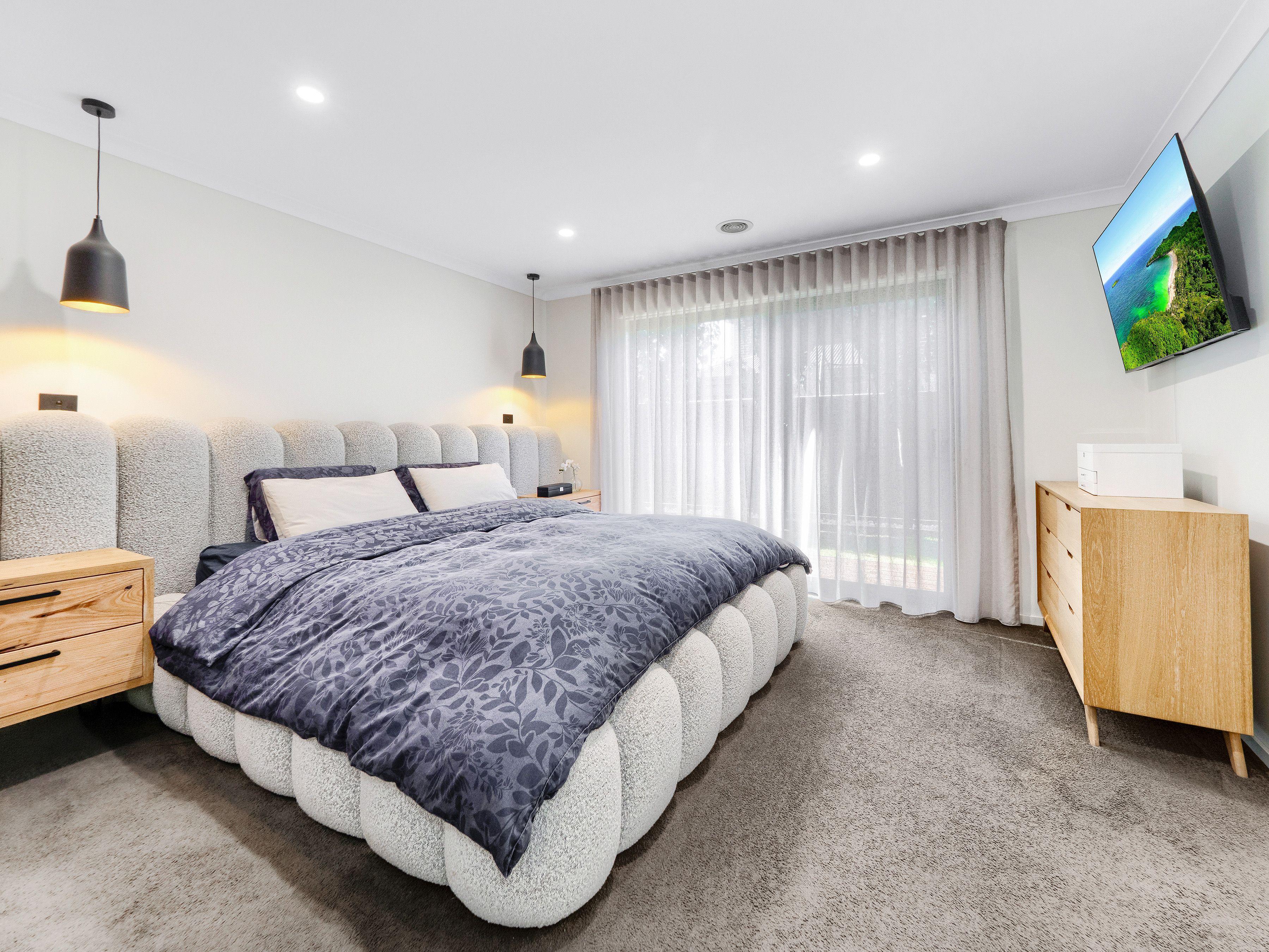 Spacious 4-Bedroom Family Home in Botanic Ridge