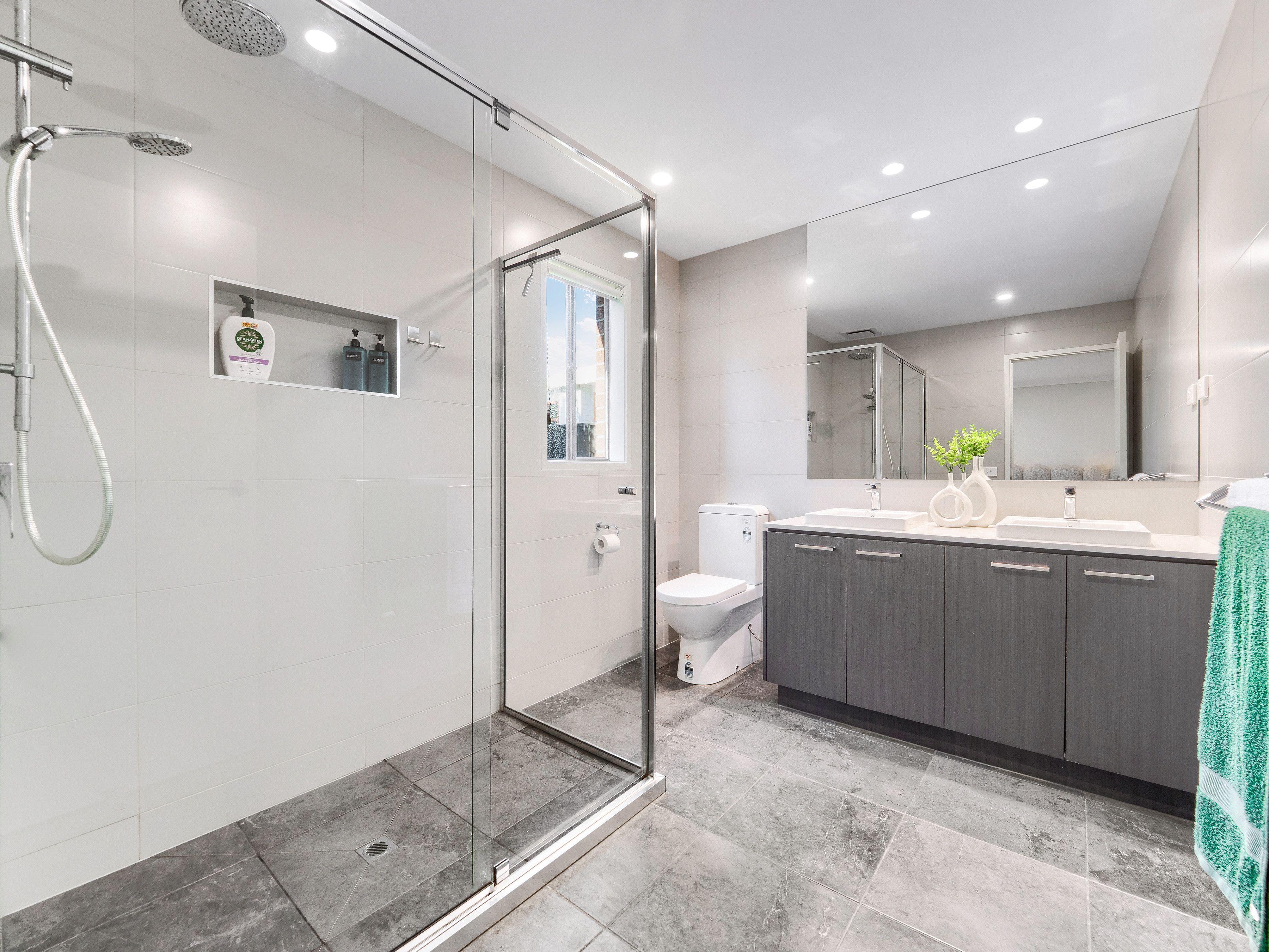 Spacious 4-Bedroom Family Home in Botanic Ridge