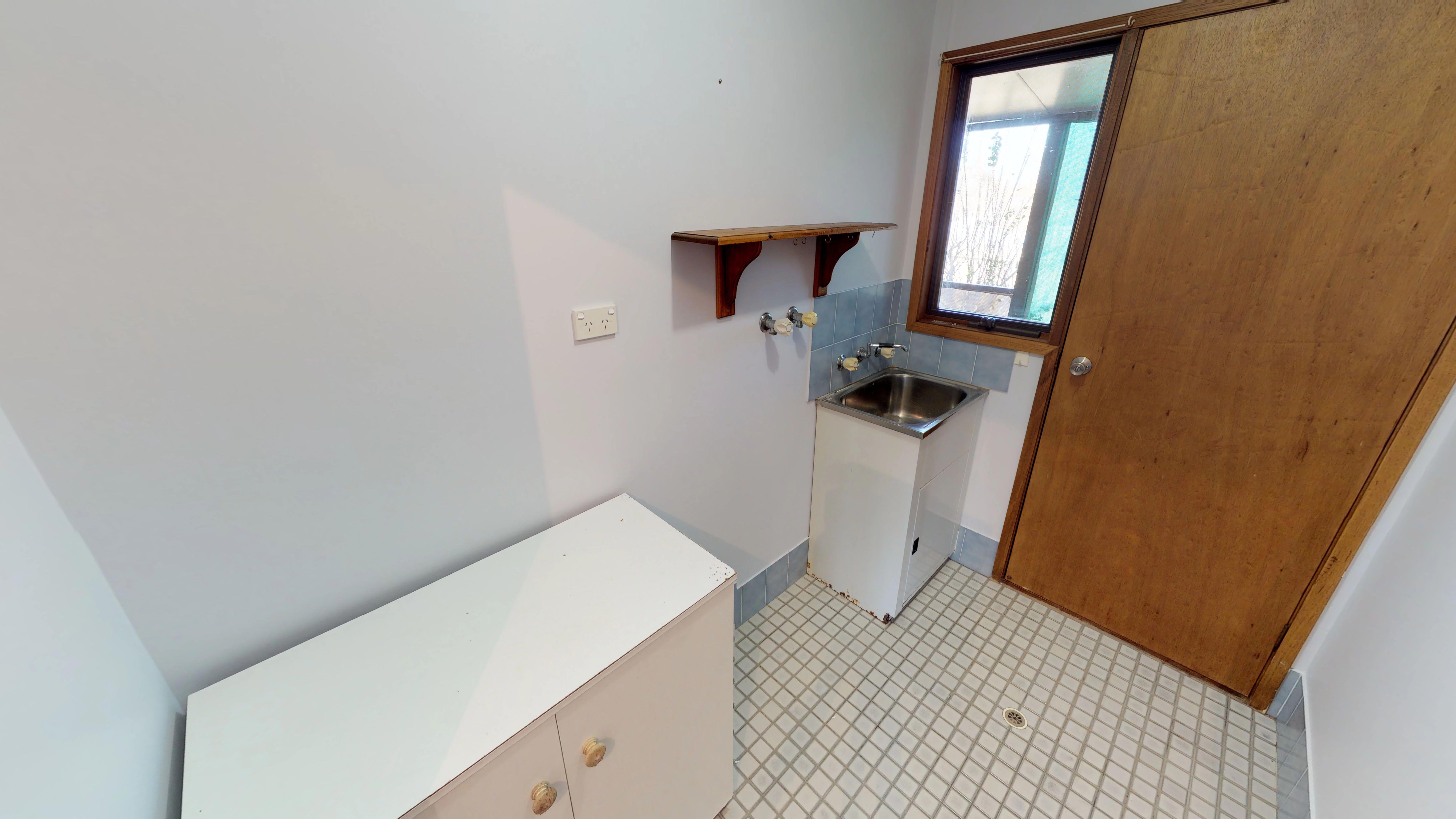 Neat & Tidy District Home