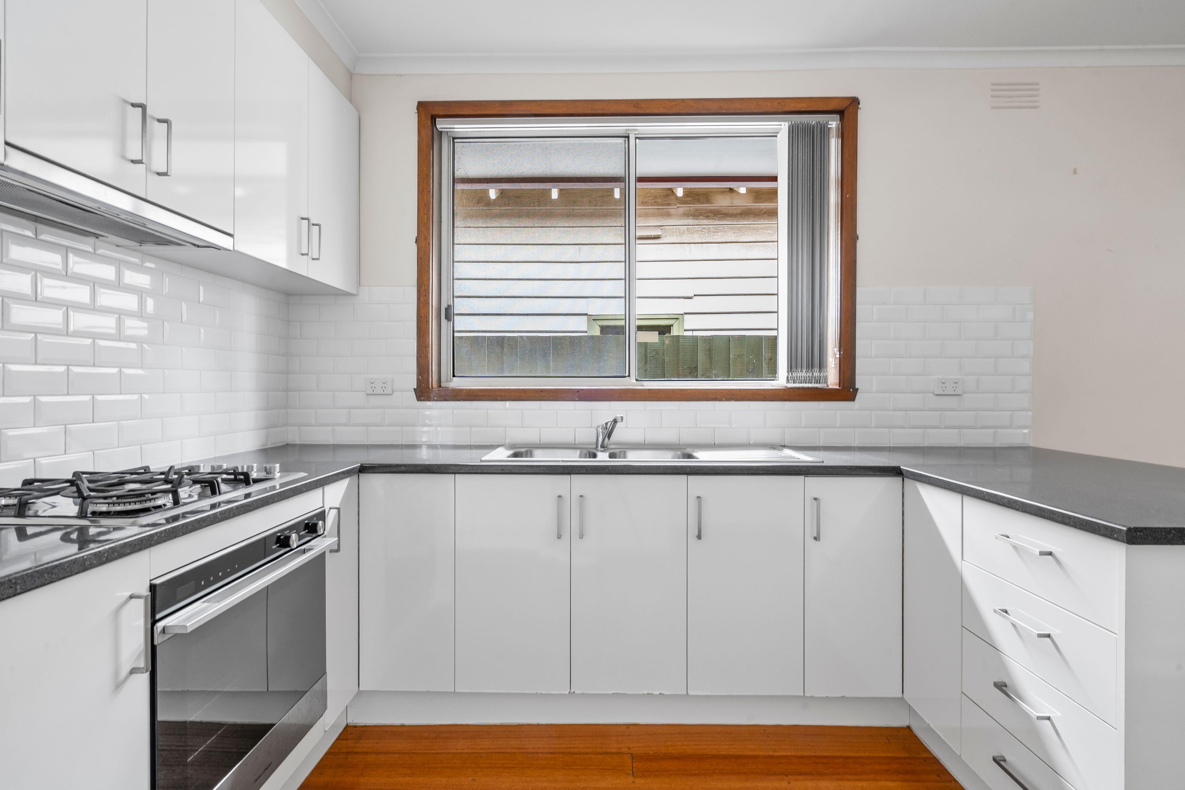 SPACIOUS HOME, SUPERB LOCATION in West Footscray