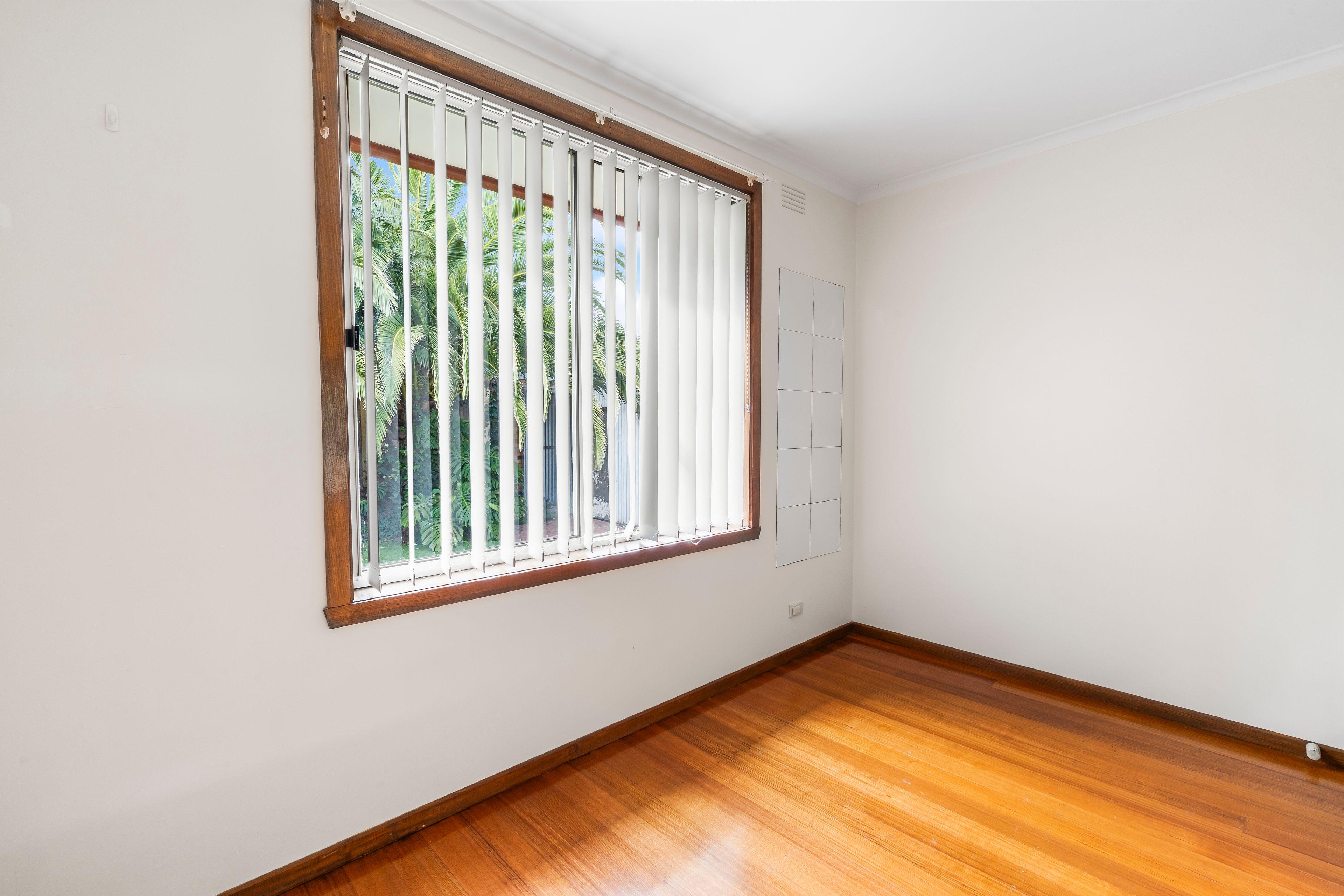 SPACIOUS HOME, SUPERB LOCATION in West Footscray